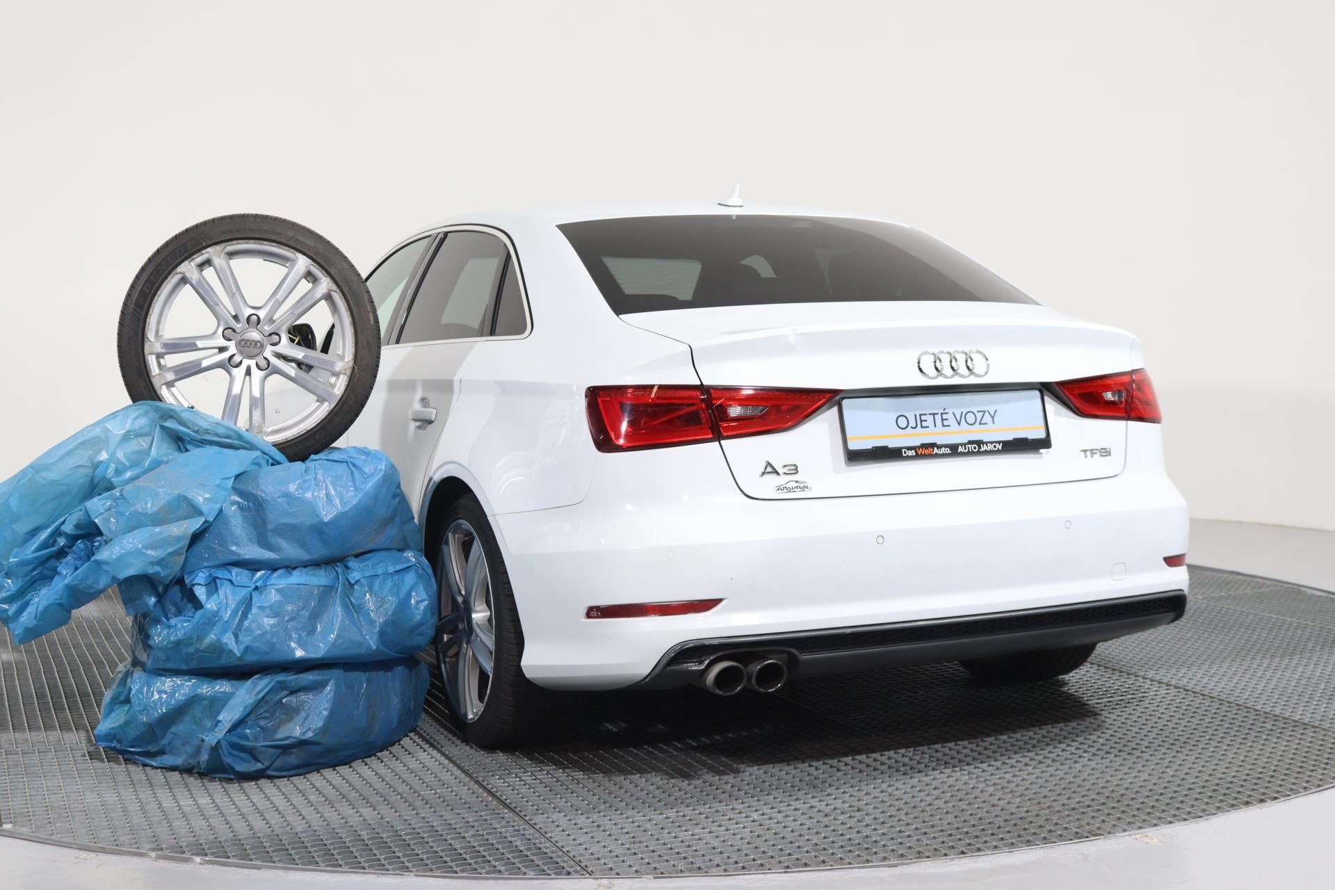 Audi A3, Lim. 1.4 TFSI 92kW DSG Ambitio - fotka 6