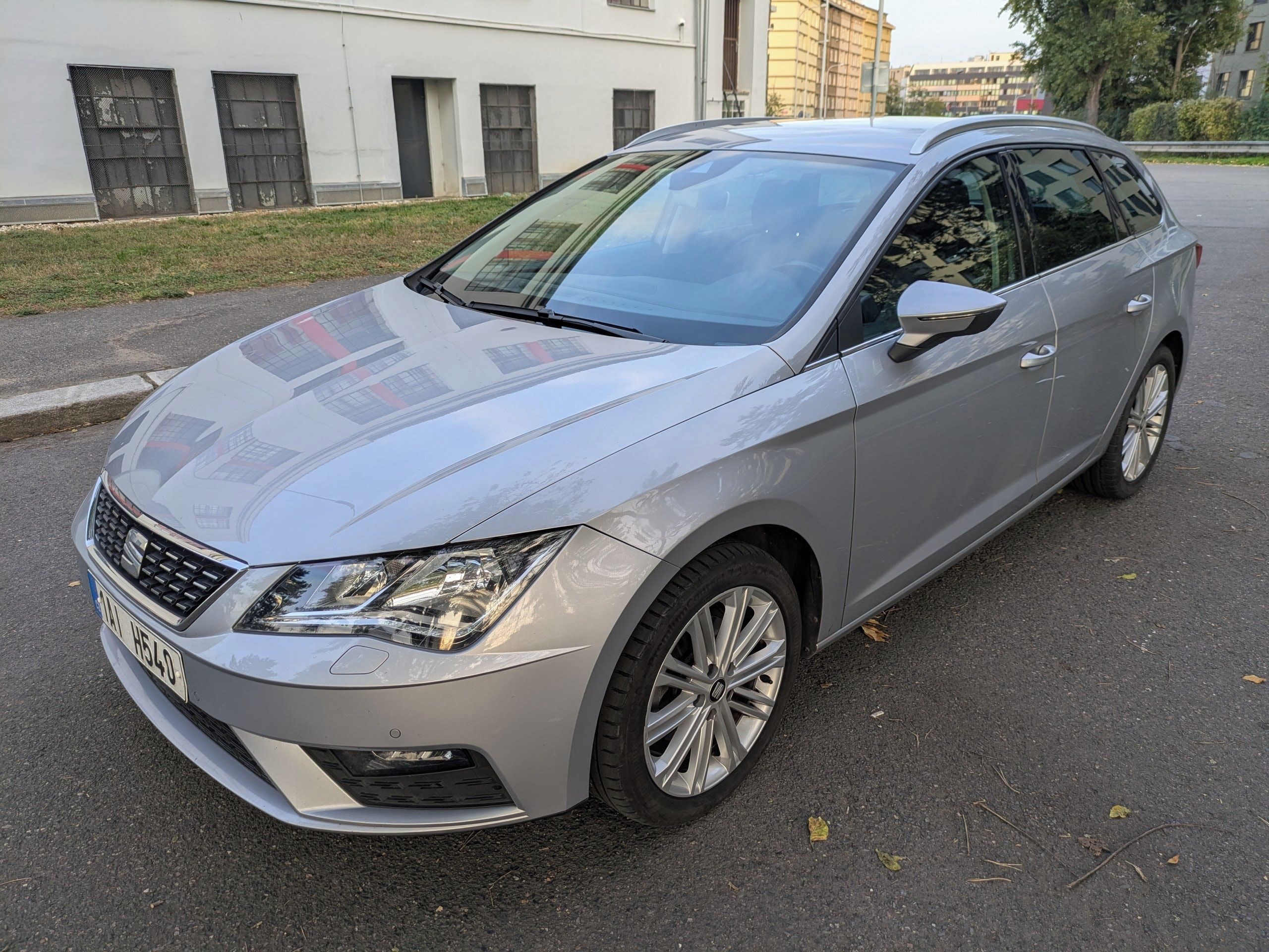 Seat Leon, 2.0 TDI 110kW, DSG, v záruce - fotka 2