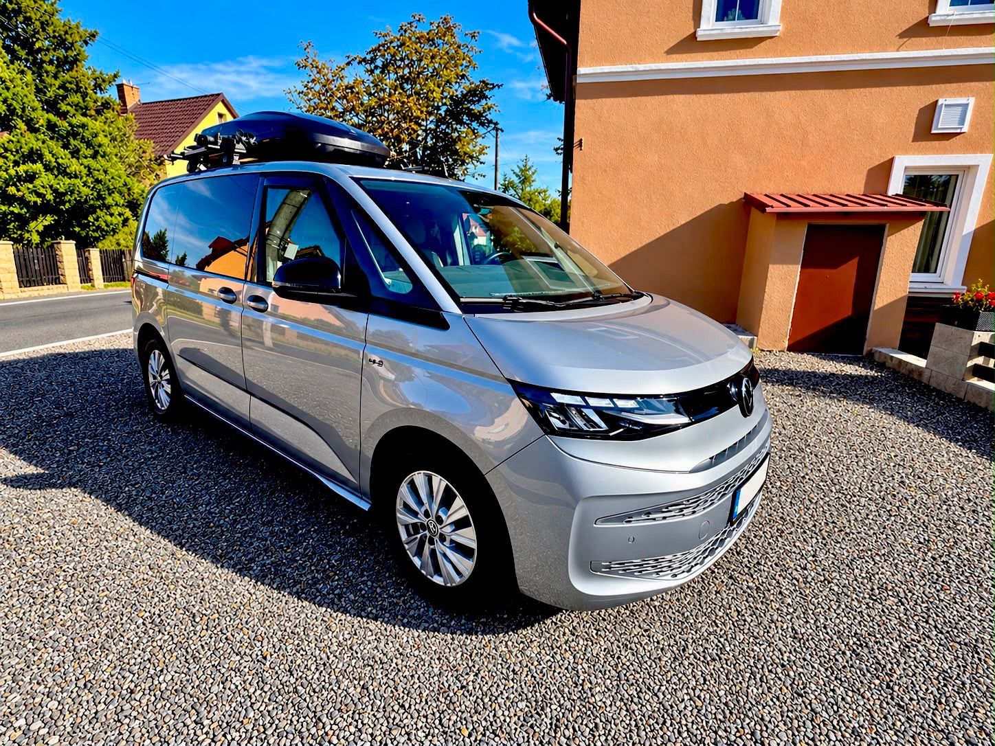 Volkswagen Multivan, T7, 2.0 TSi, ZÁRUKA, 1.MAJITEL - fotka 6