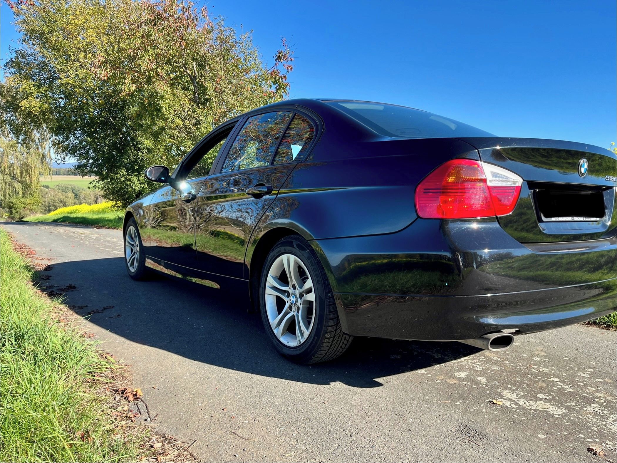 BMW Řada 3, BMW E90 318d - fotka 3