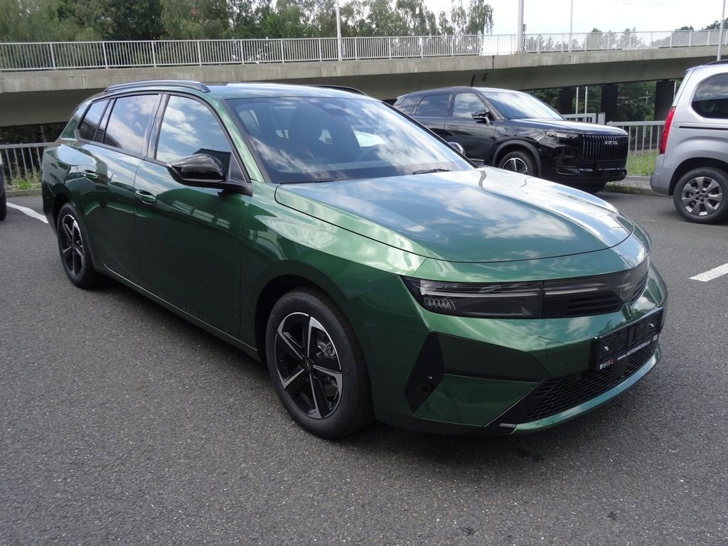 Opel Astra, ST Edition Hybrid 1.2T 145k A6