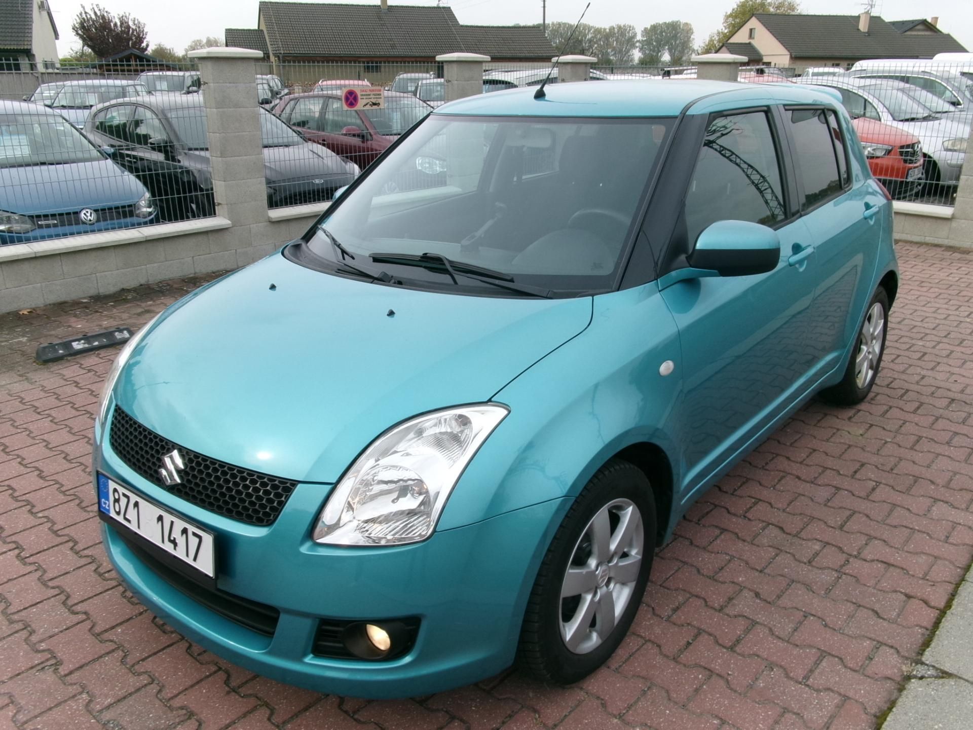 Suzuki Swift, 1,3i KLIMA ALU STK - fotka 2