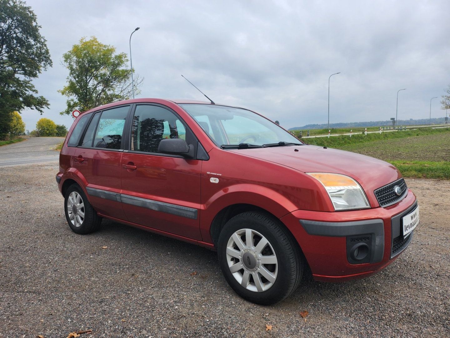 Ford Fusion, 1.4 benzín - fotka 3