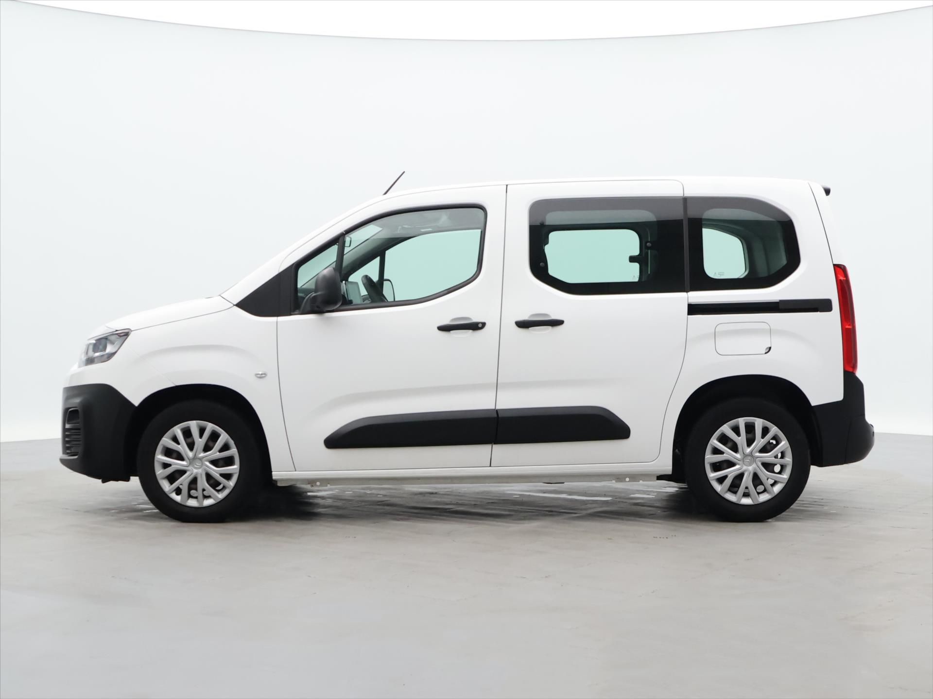 Citroën Berlingo, 1,5 BlueHDI 75kW Multispace CZ - fotka 4