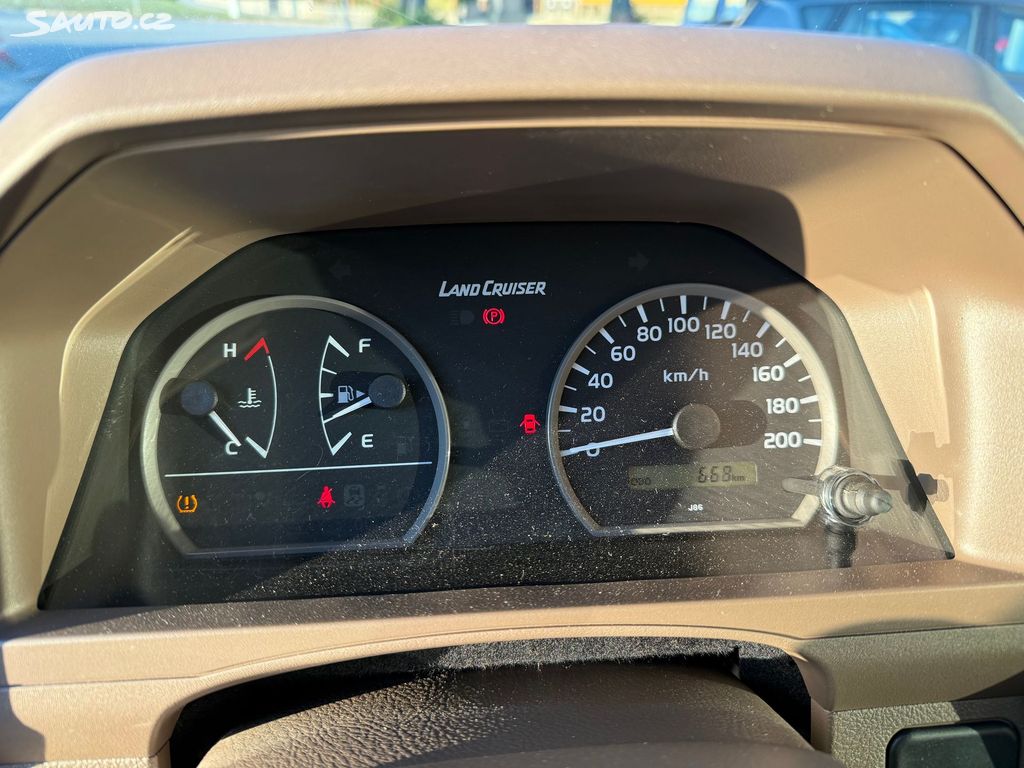 Toyota Land Cruiser, fotka 14
