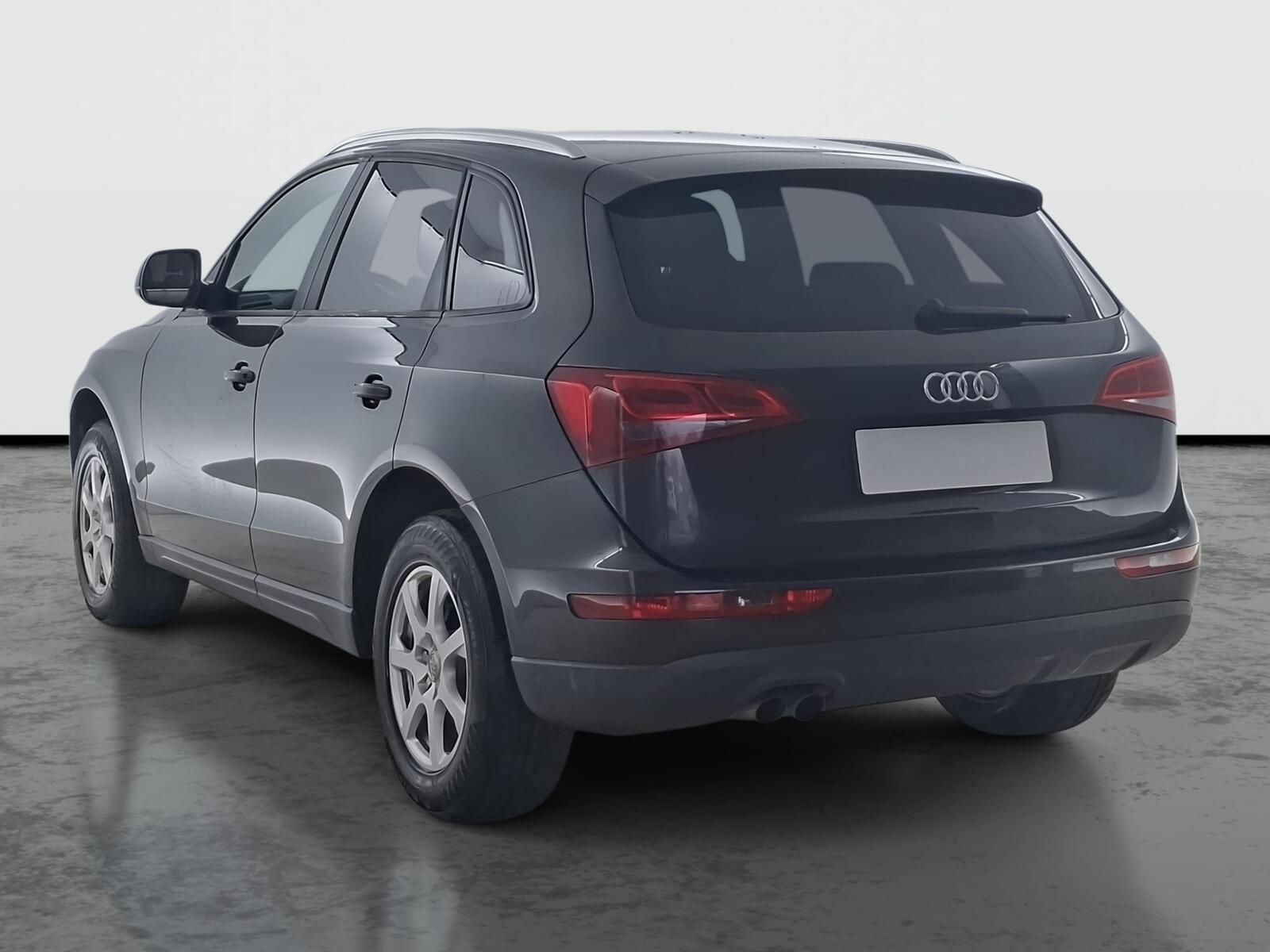 Audi Q5, 2.0 TDI, 4X4 - fotka 4