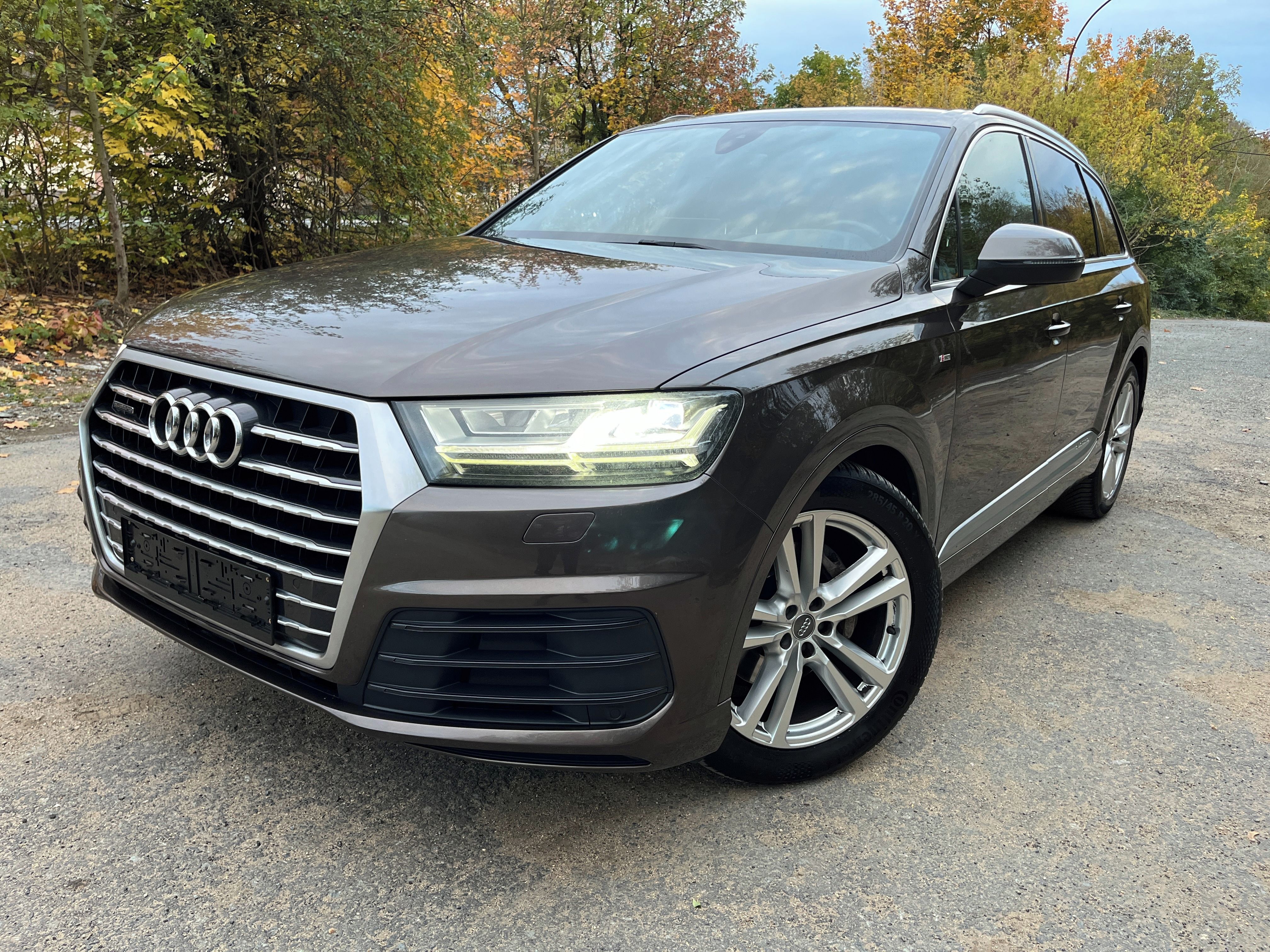 Audi Q7, 3.0Tdi 200kw S-line nové rozv.