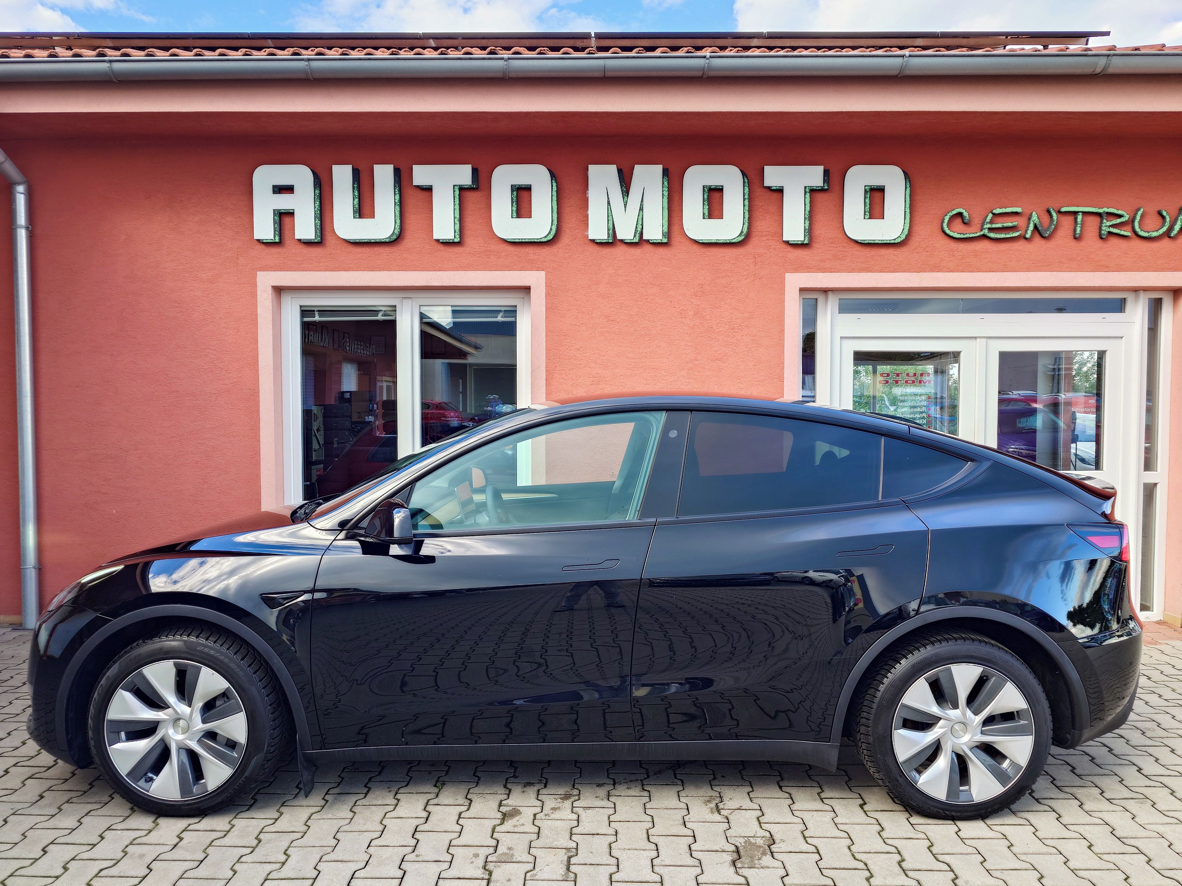 Tesla Model Y, Long Range Dual Motor, SOH 93, - fotka 2