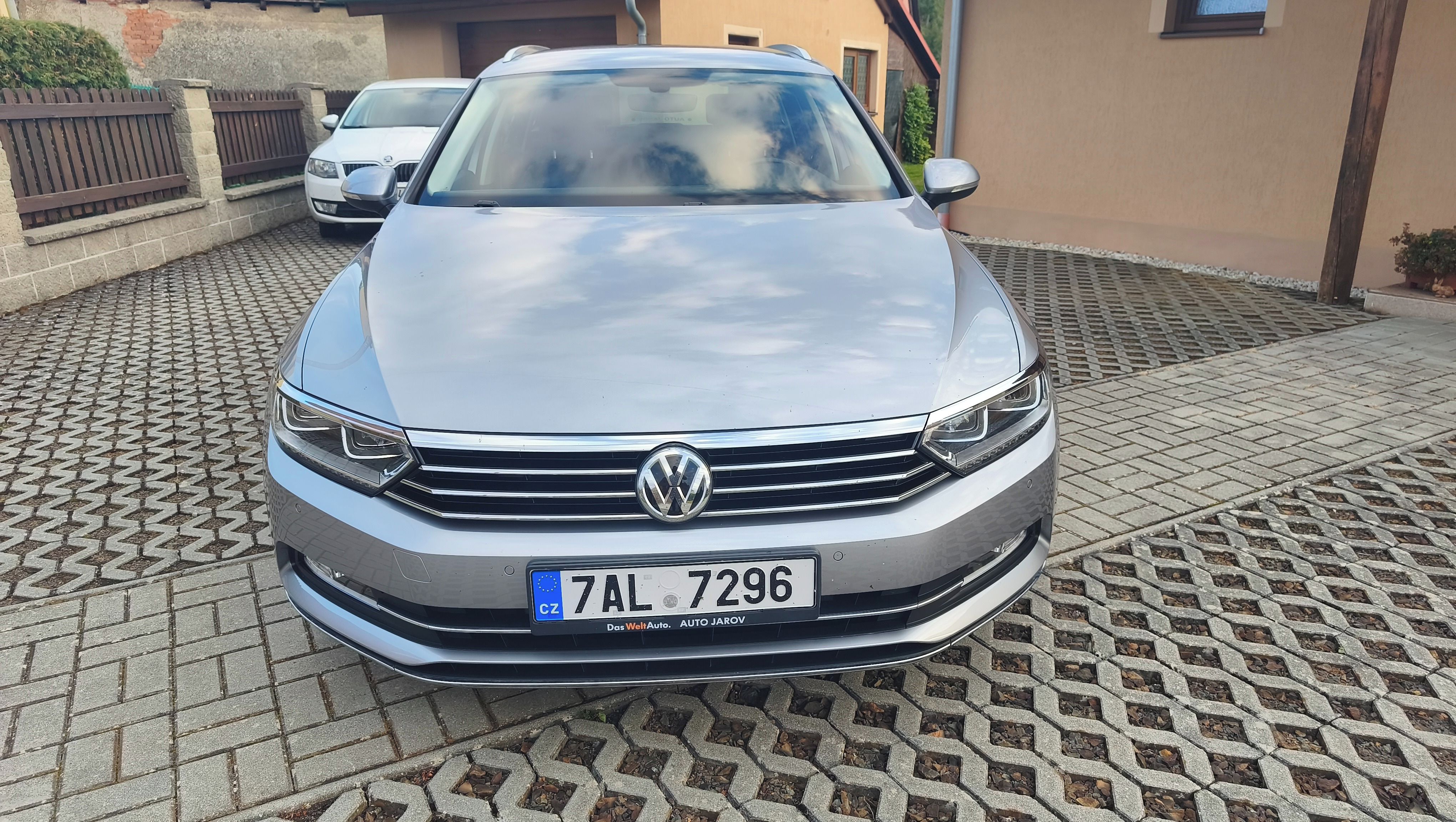 Volkswagen Passat, 2,0 TDI,DSG,HIGHLINE,NOVÉ ČR - fotka 5
