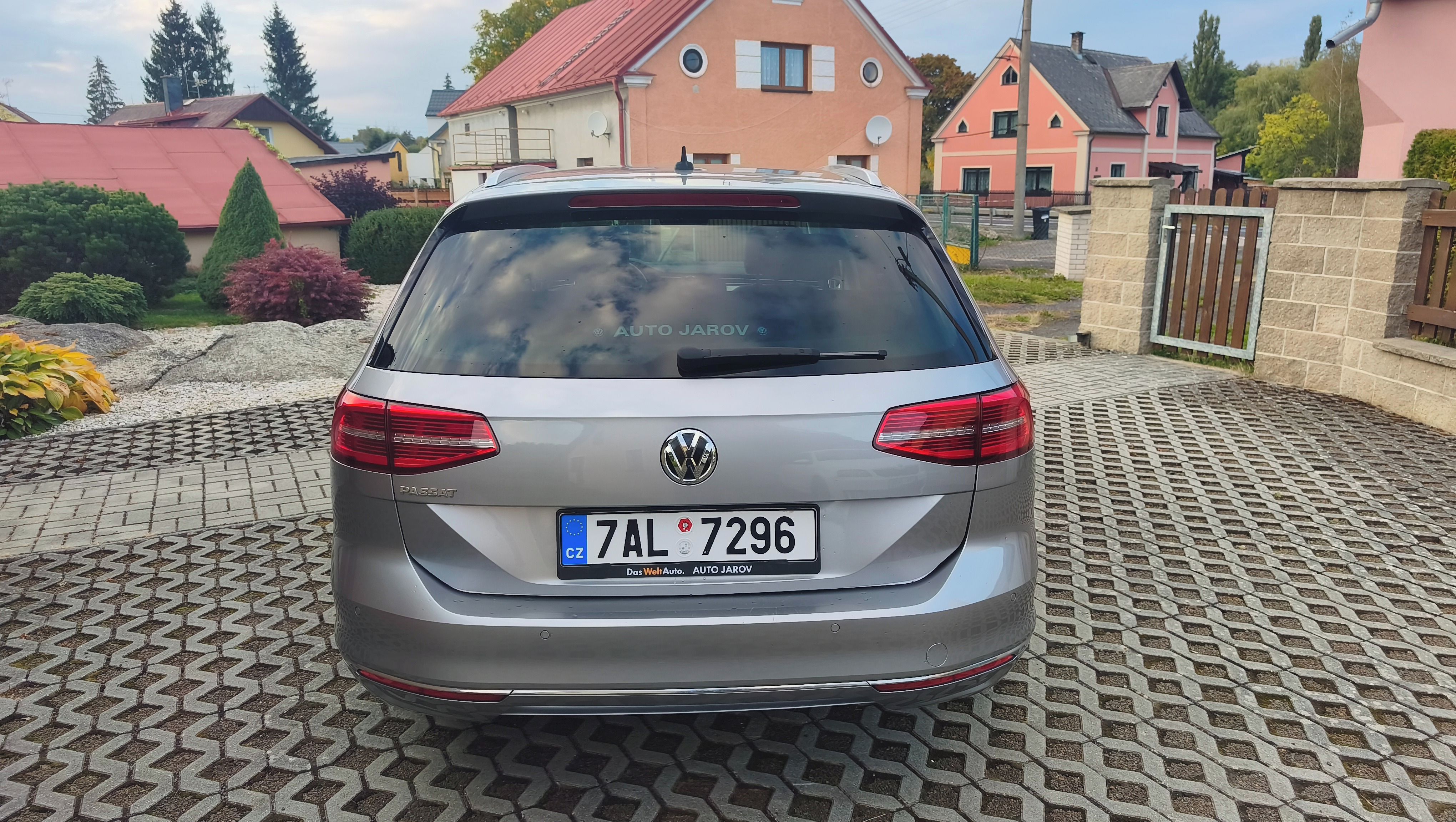 Volkswagen Passat, 2,0 TDI,DSG,HIGHLINE,NOVÉ ČR - fotka 6