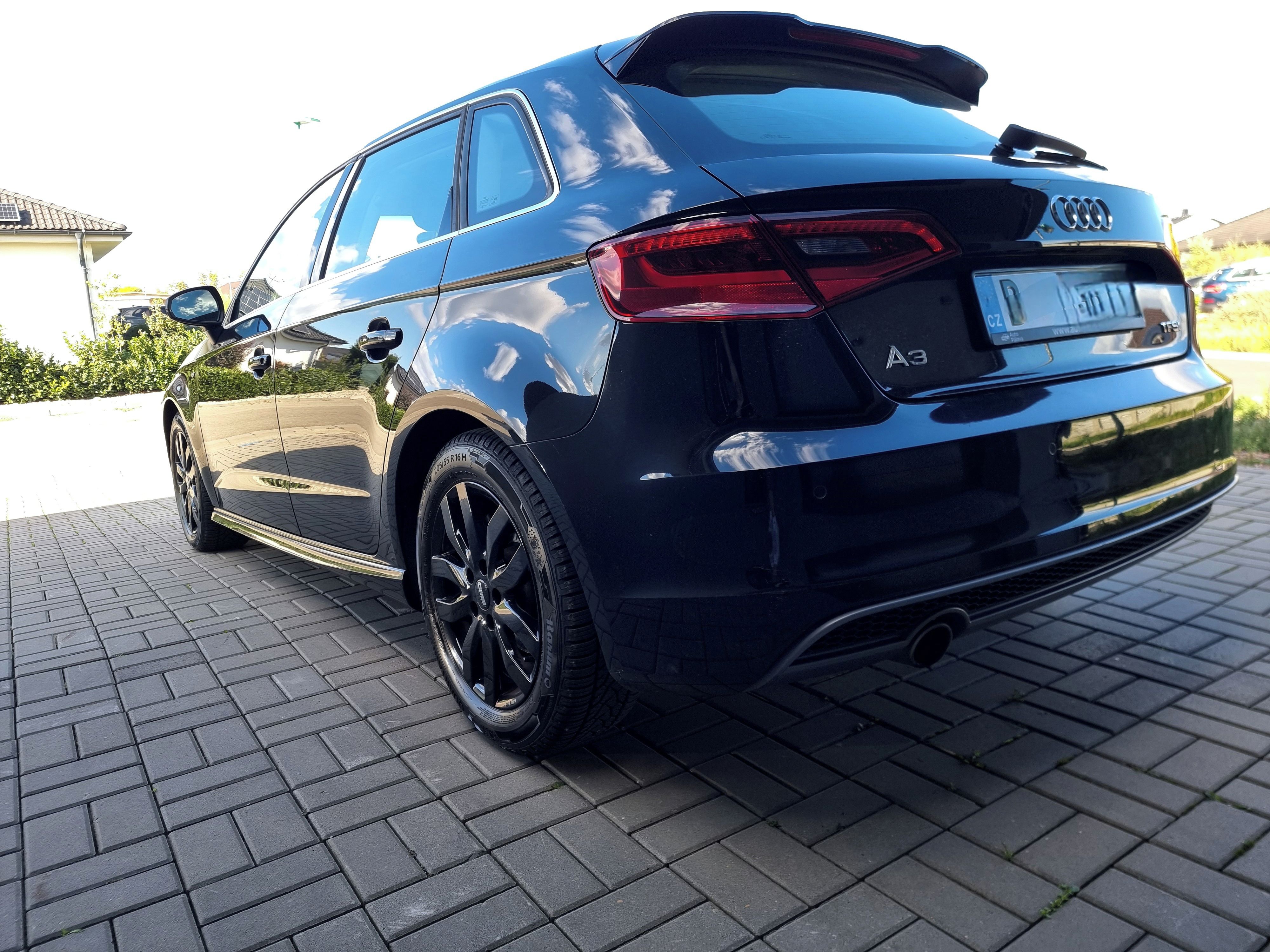 Audi A3, S-Line 1.2Tfsi 81kw | MANUÁL 6 - fotka 5