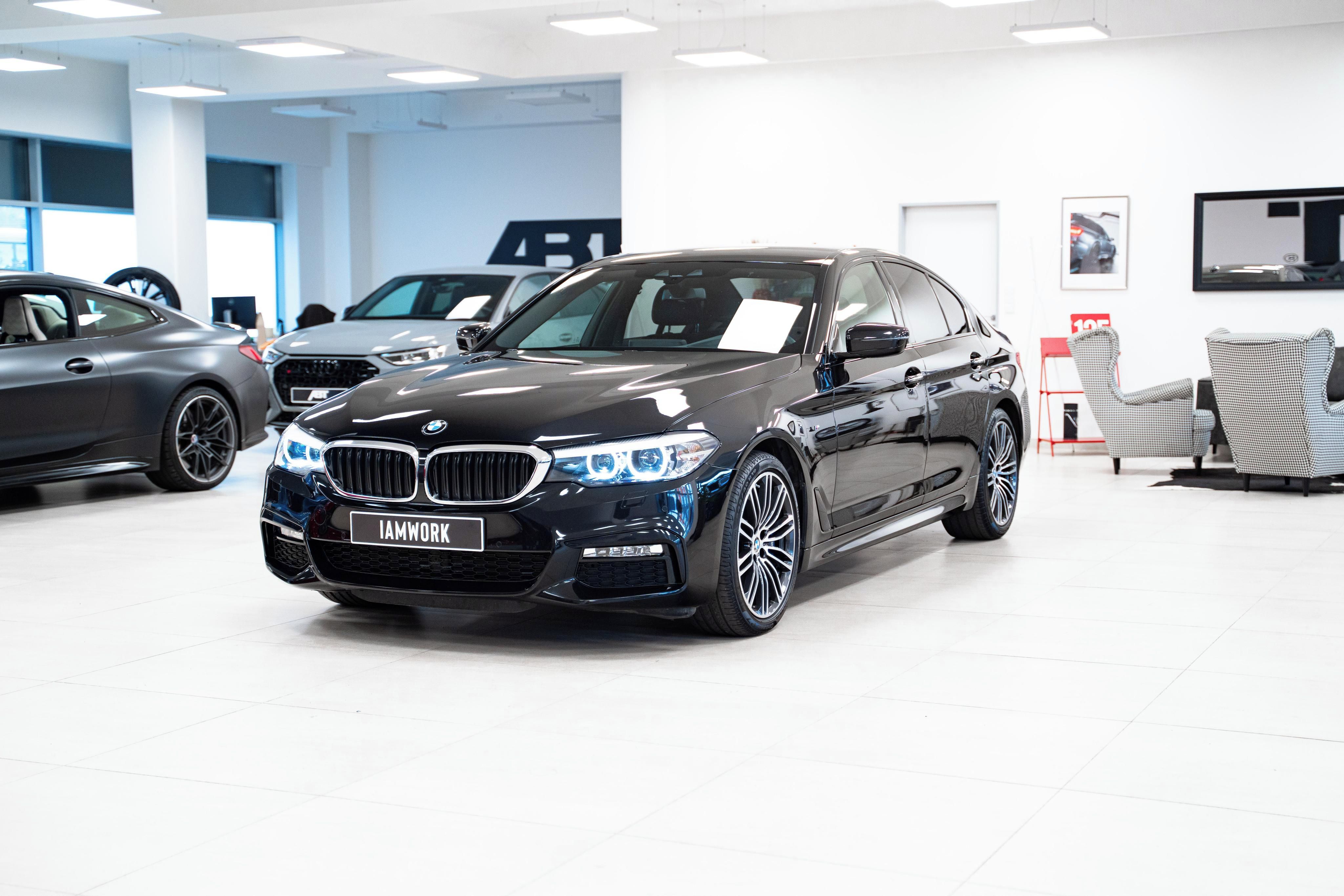 BMW Řada 5, 540i xDrive G30 - ČR, servis - fotka 4