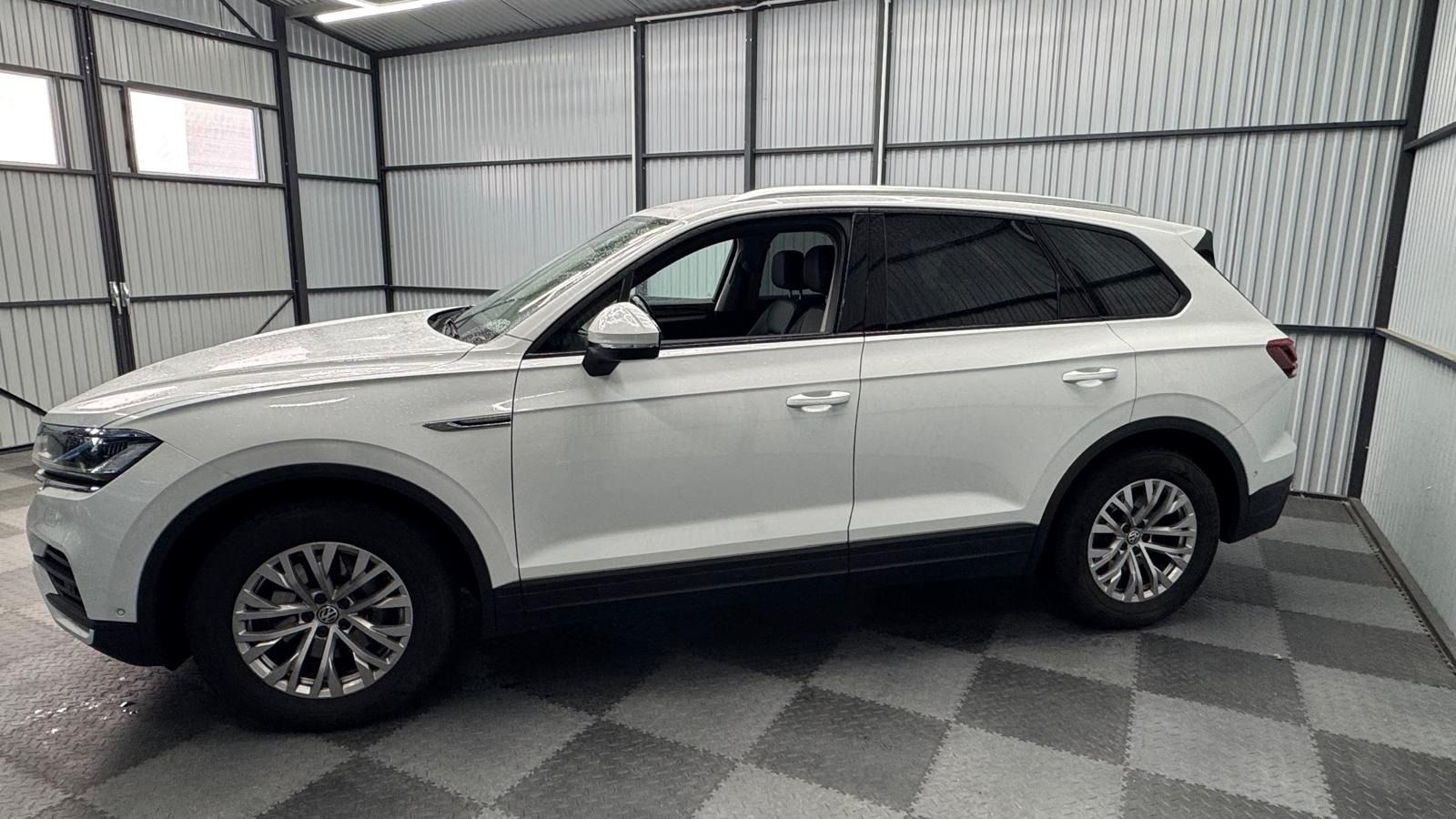 Volkswagen Touareg, 3.0 TDI - fotka 3