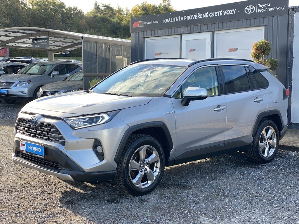 Toyota Rav4, 2.5HSD, ČR, Executive, 4x4 - fotka 4