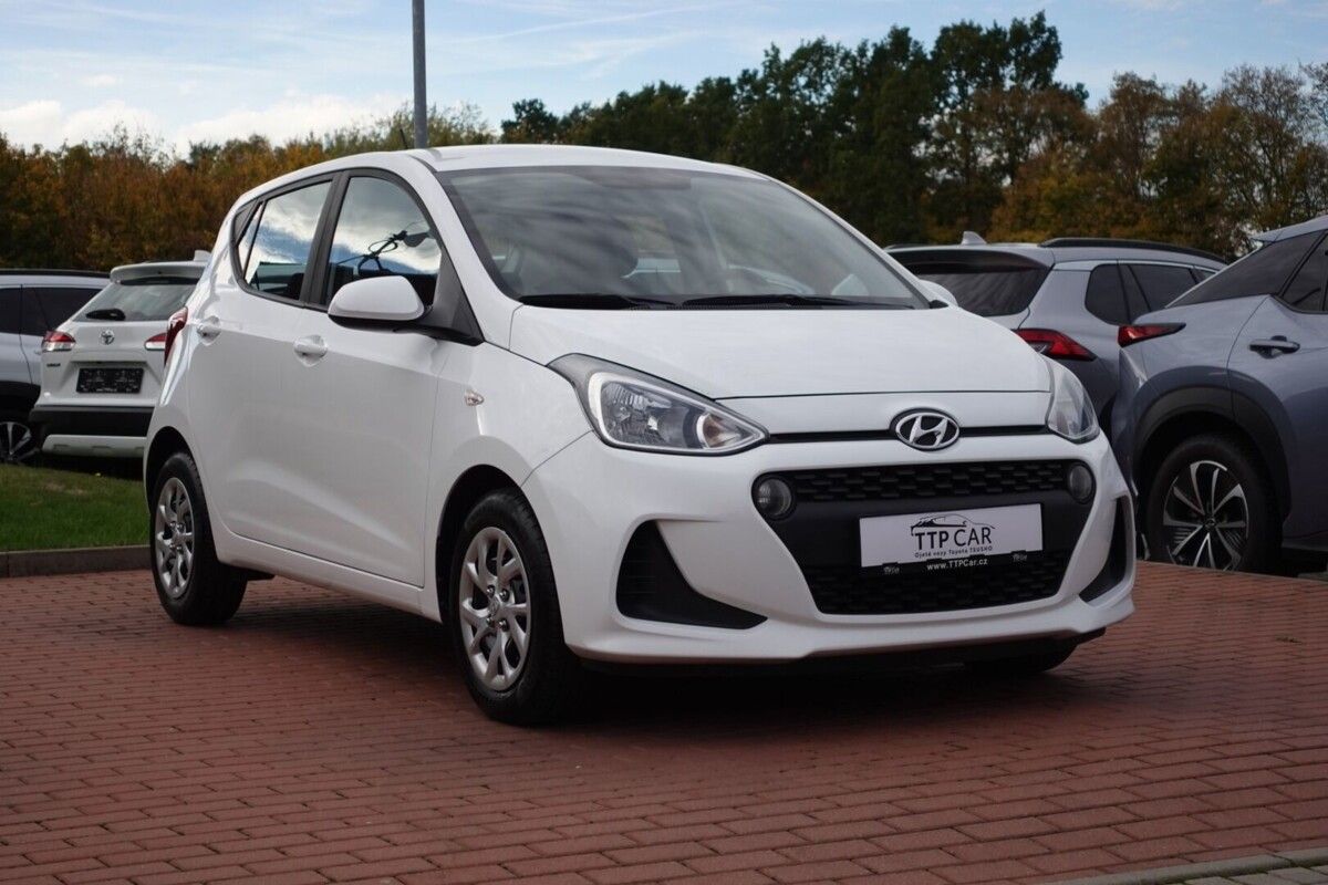 Hyundai i10, 1,0i 48kW M/T - fotka 3