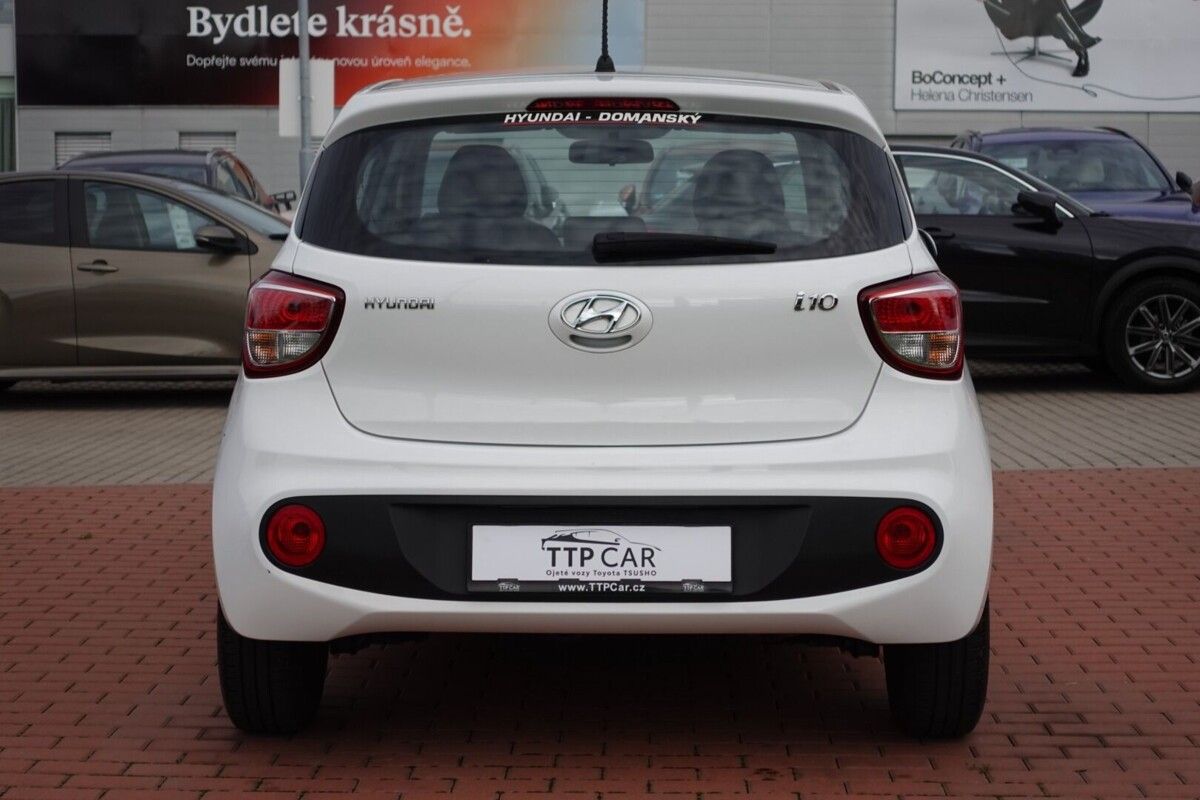Hyundai i10, 1,0i 48kW M/T - fotka 5