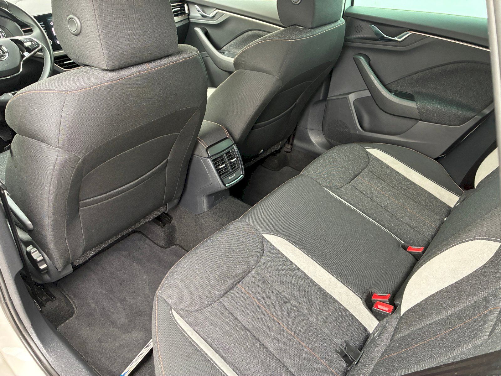 Škoda Kamiq, 1,0 TSI / 81 kW Style - fotka 6