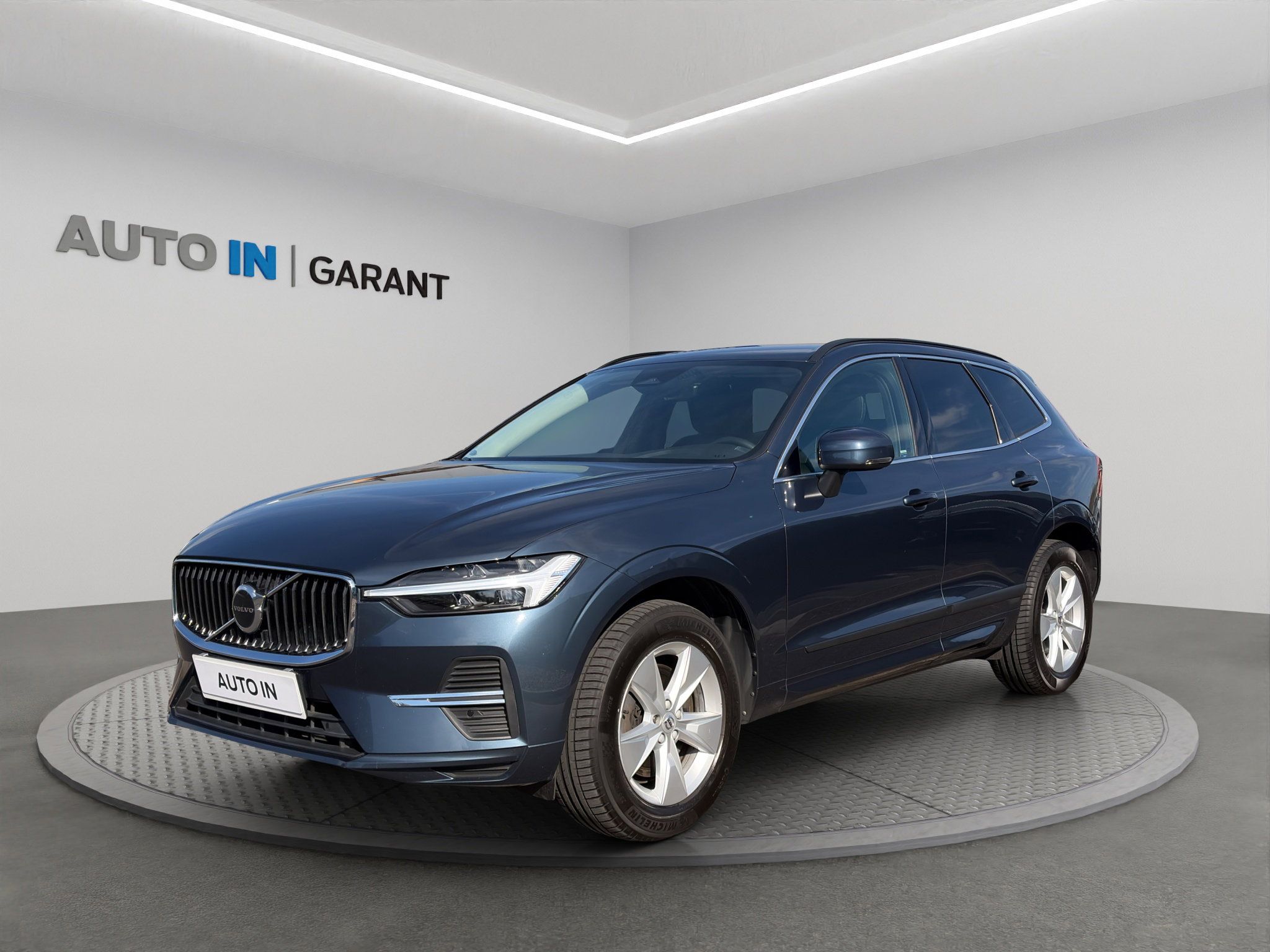 Volvo XC60, Momentum Pro B4, Tažné