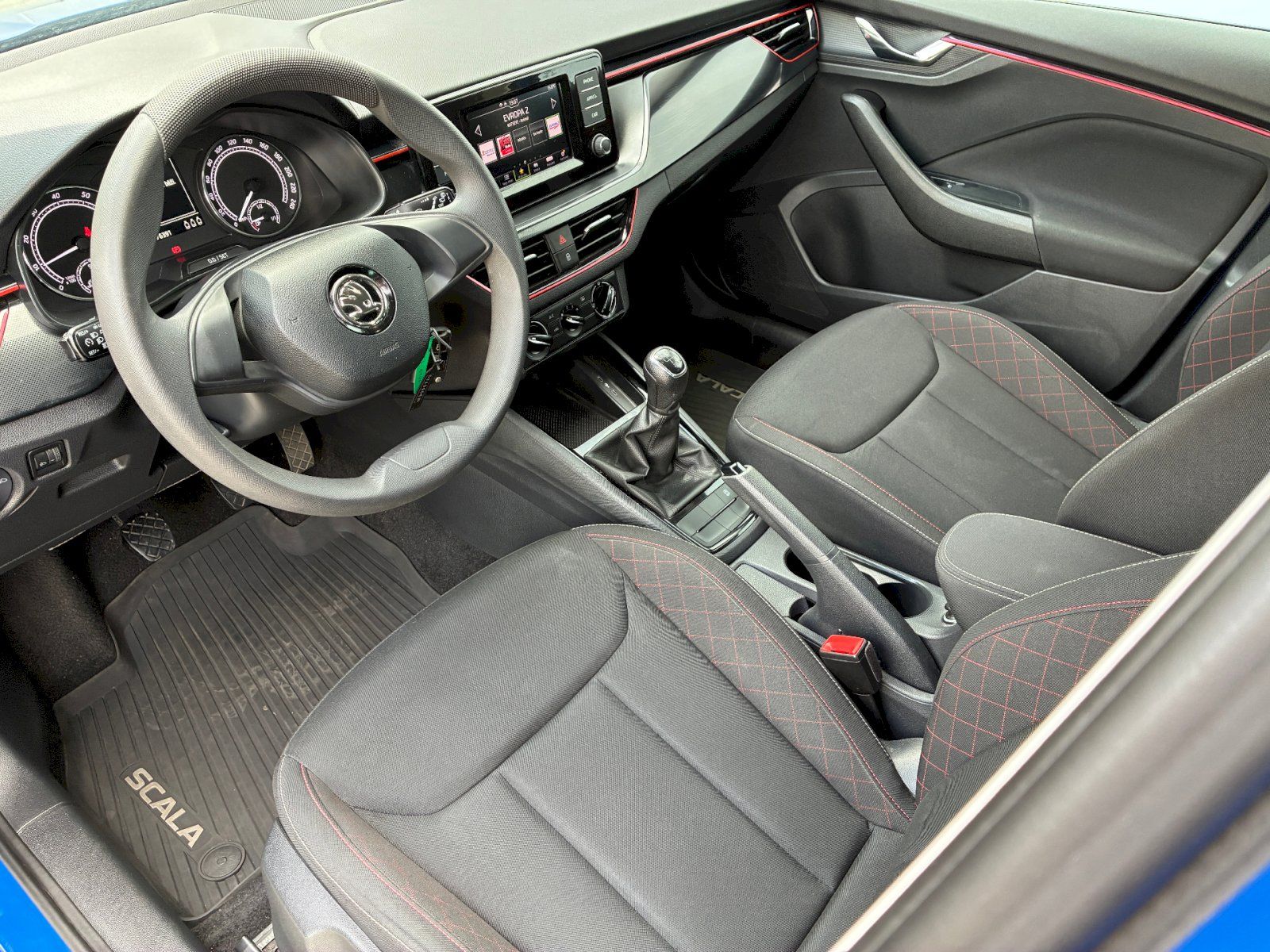 Škoda Scala, 1,0 TSI / 81 kW Ambition - fotka 5