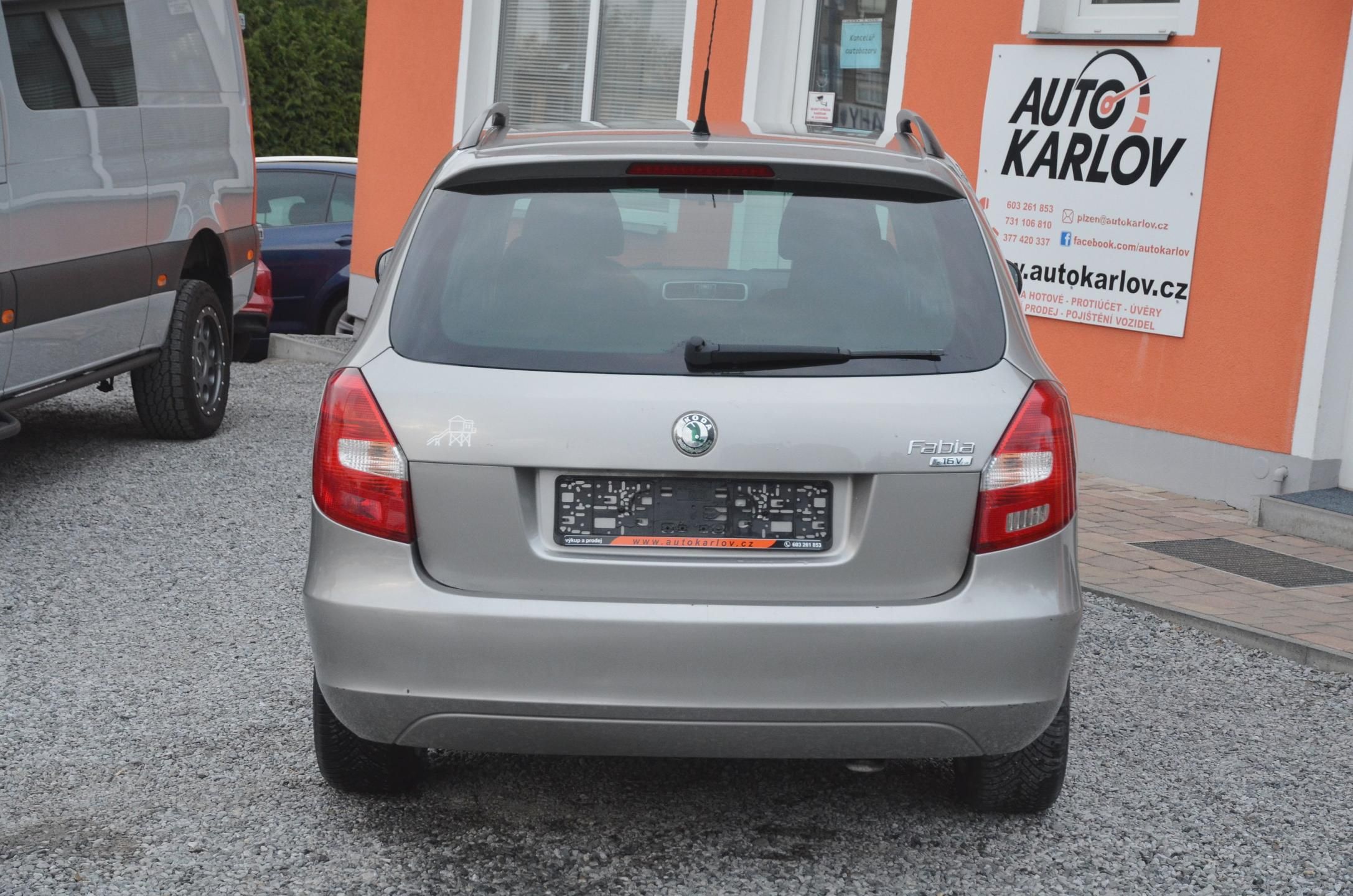 Škoda Fabia, 1.4i 16V 63kW AMB / AUT. KLIMA - fotka 5