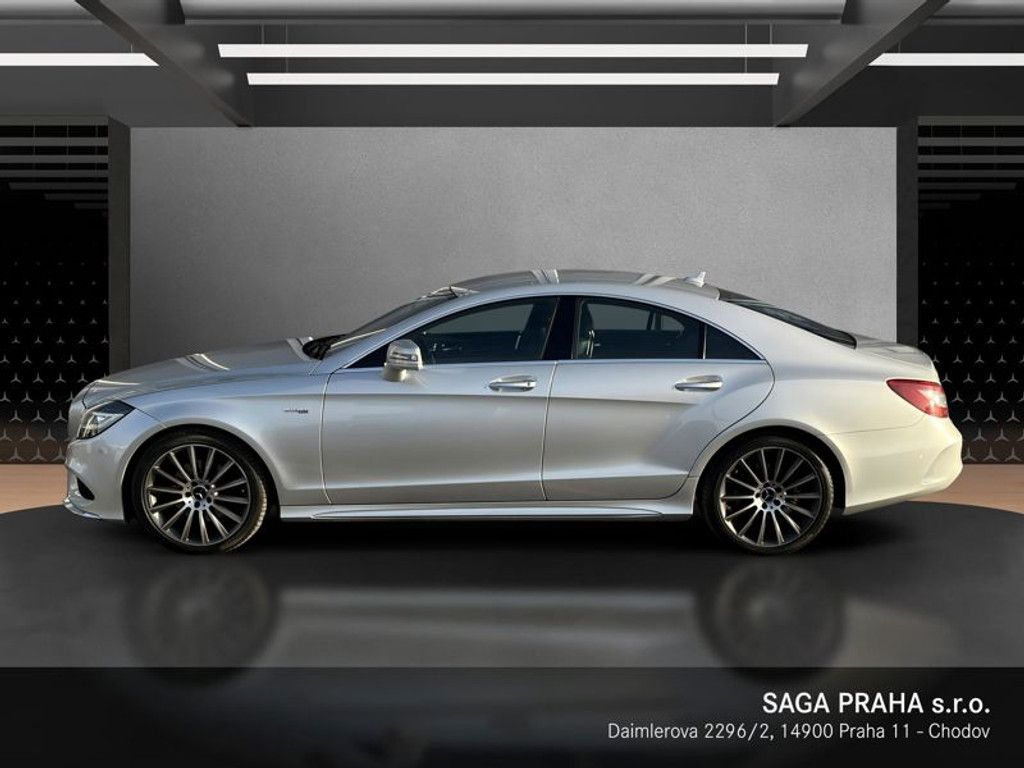 Mercedes-Benz CLS, 250 d 4MATIC kupé AMG Line - fotka 6