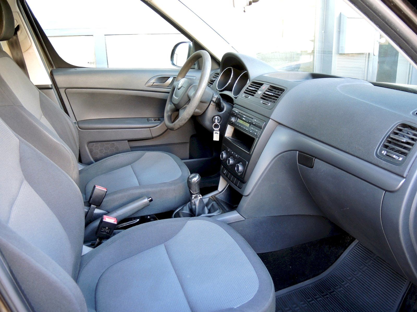 Škoda Yeti, 2.0TDI 81kW Active - fotka 6