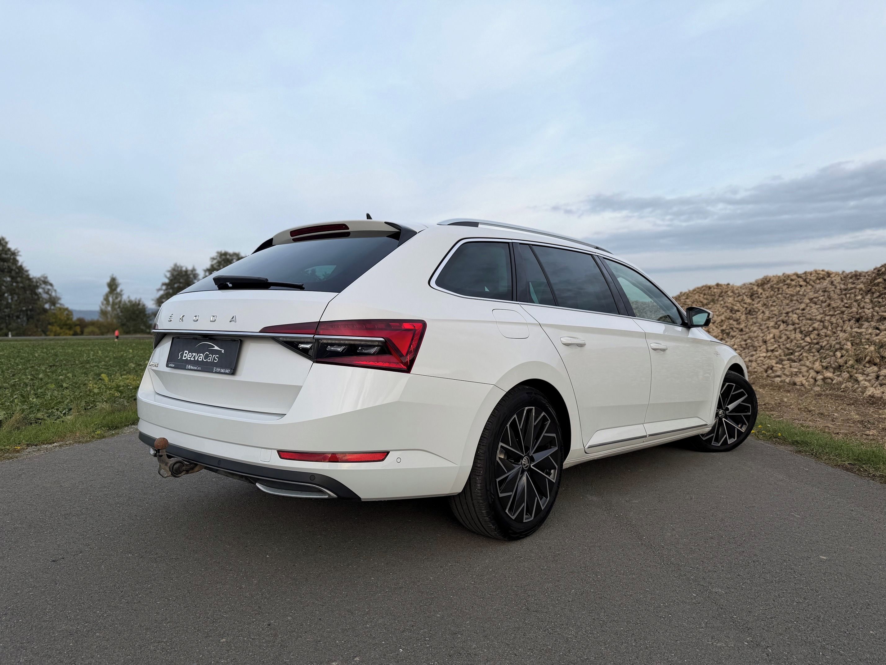 Škoda Superb, Combi 2.0TDI 110kW DSG L&K ČR - fotka 3