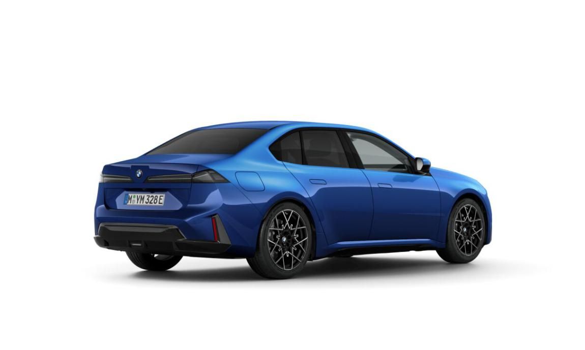 BMW Řada 3, i3 50 xDrive - fotka 2