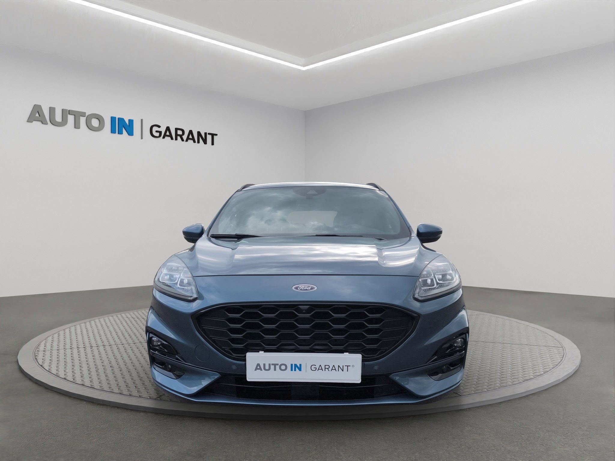 Ford Kuga, ST-Lne X 1.5 110kW, ČR, 1. - fotka 2