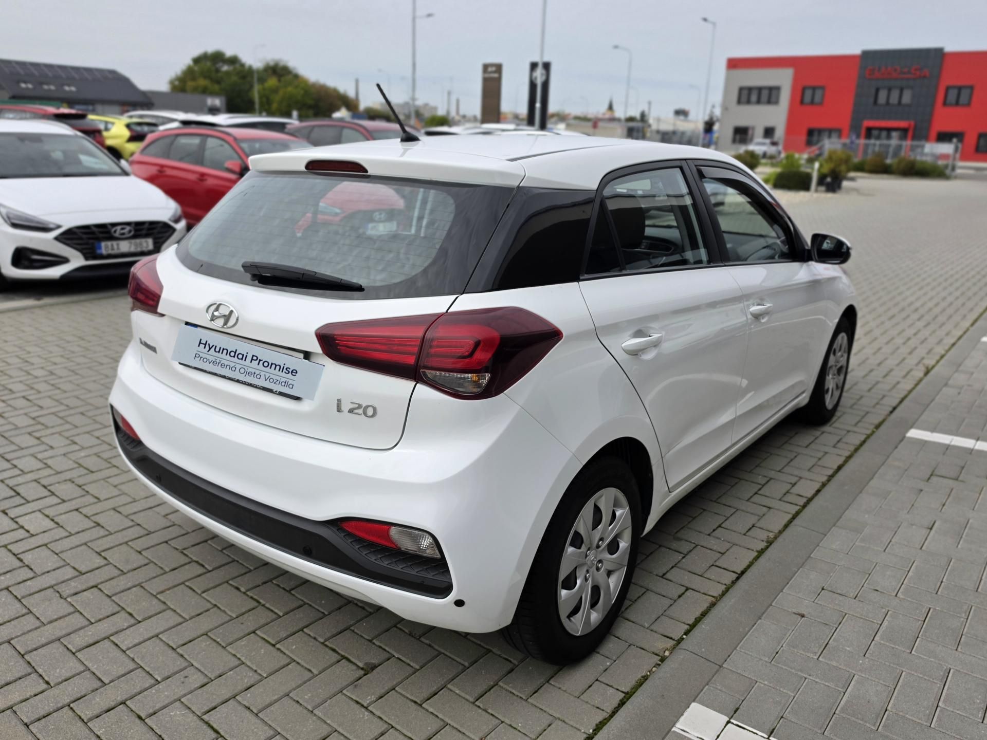 Hyundai i20, 1,2i 55kW - fotka 5