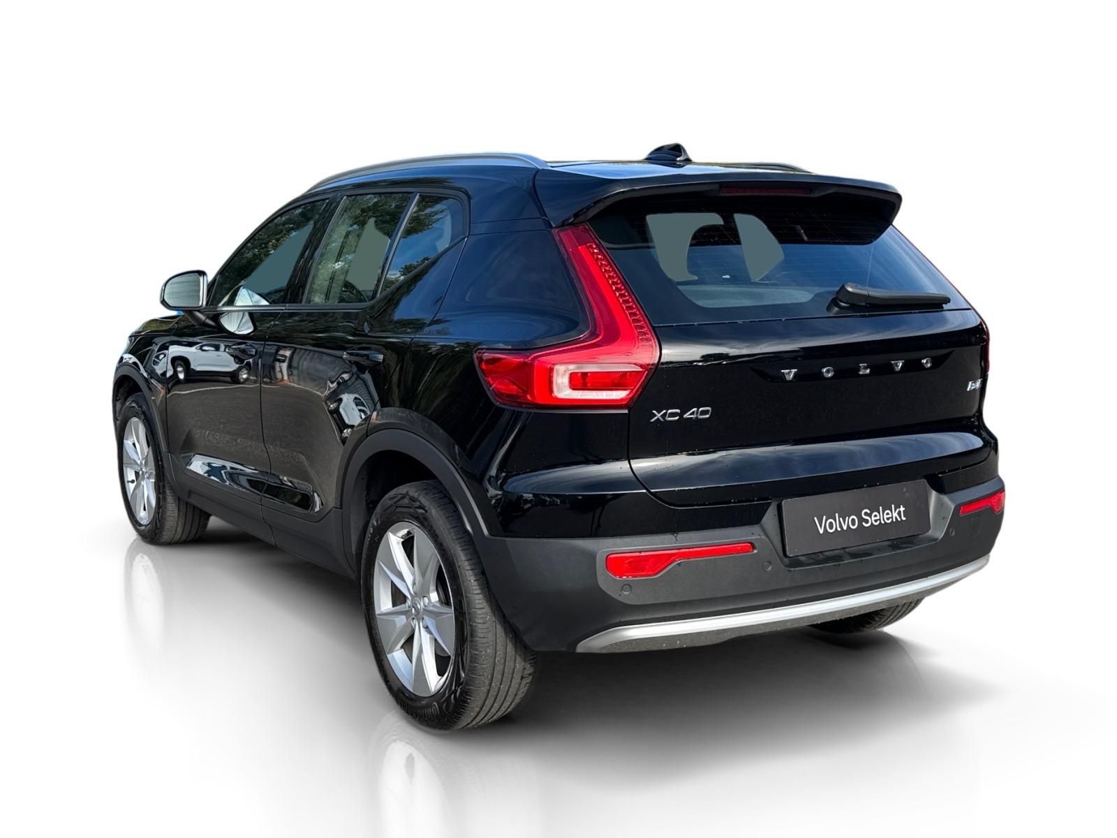 Volvo XC40, B4 AWD // 1. maj // ČR - fotka 3
