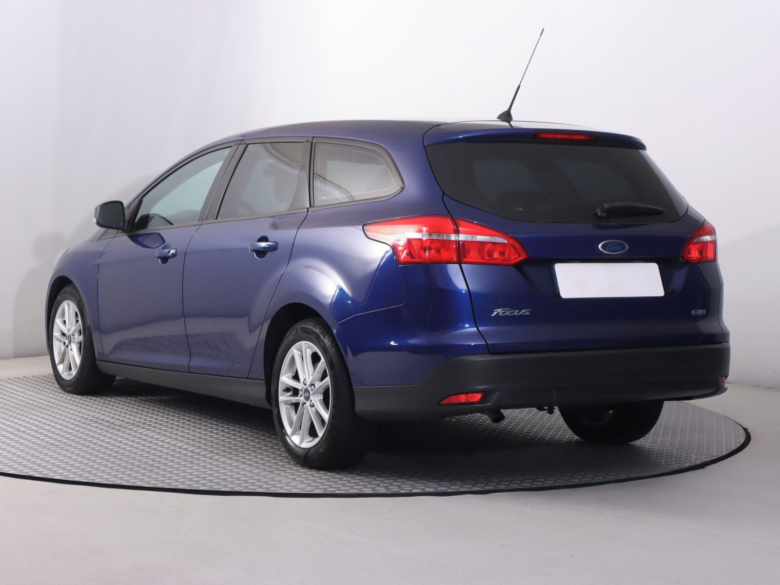 Ford Focus, 1.0 EcoBoost, Serv.kniha - fotka 4