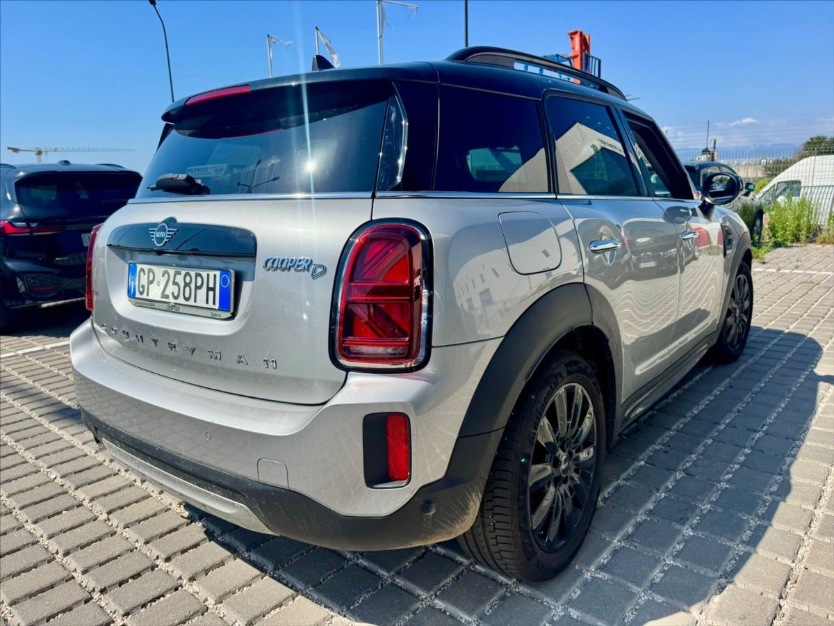 Mini Countryman, 2,0 D Cooper F60 110kw Automat - fotka 4