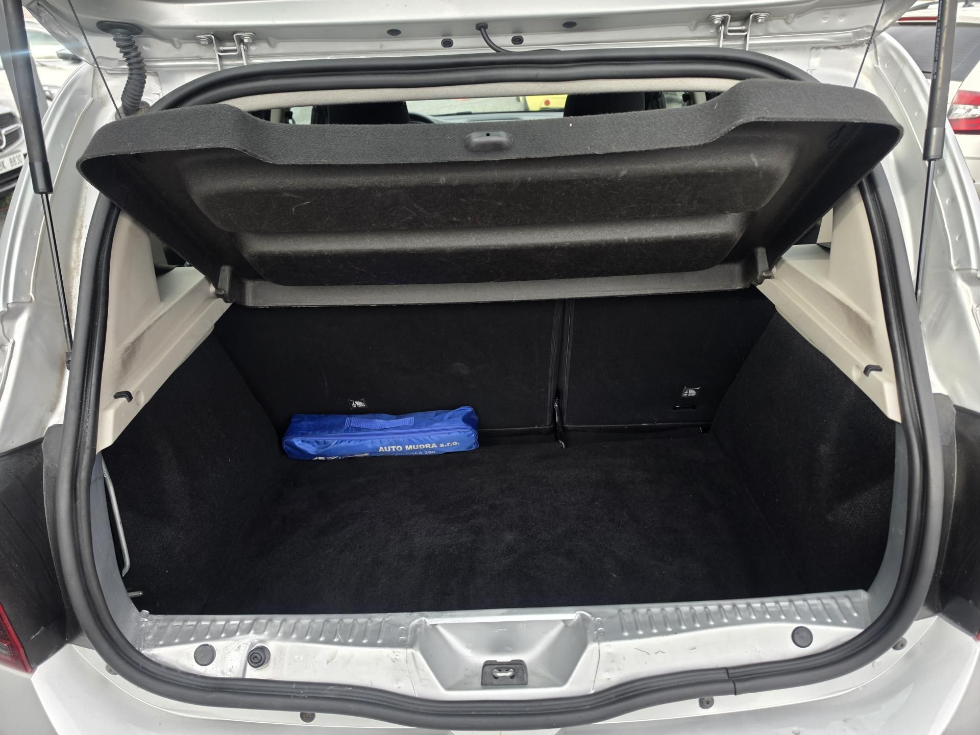 Dacia Sandero, 1.1 Klimatizace - fotka 5
