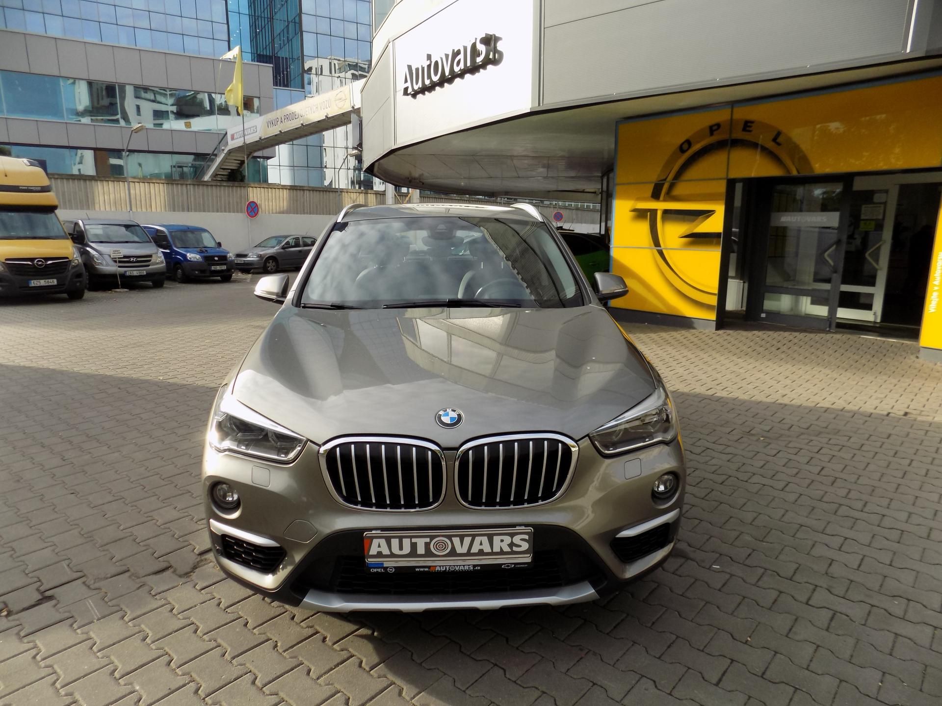BMW X1, 18D X Drive - fotka 2
