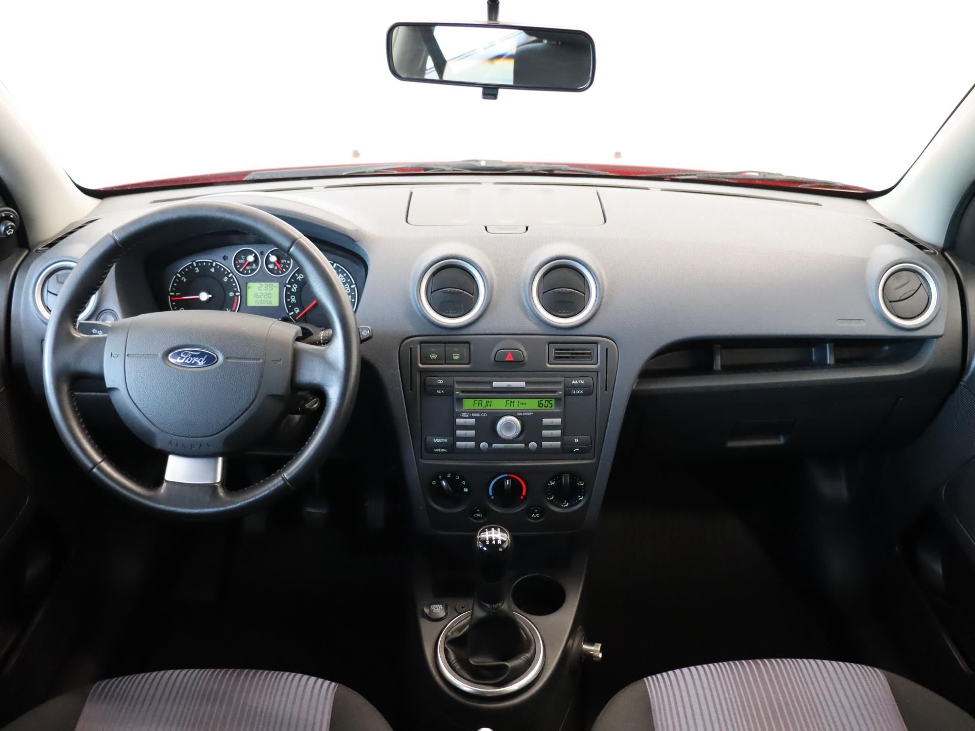 Ford Fusion, 1,4i 59 kW - fotka 5