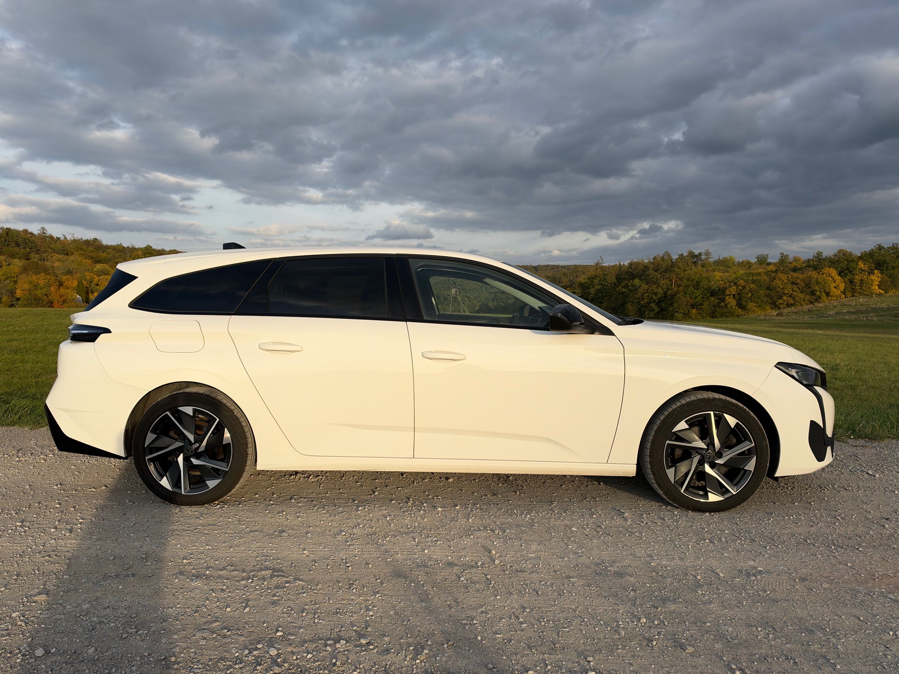 Peugeot 308, 1.5BlueHDI AT/8 ALLURE PACK ČR - fotka 6