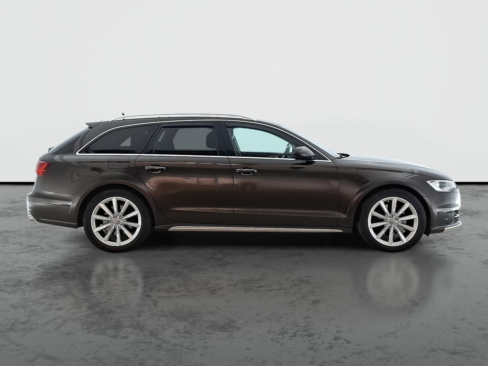 Audi A6 allroad, 3.0 TDI, 4X4, Automat, Kůže - fotka 6