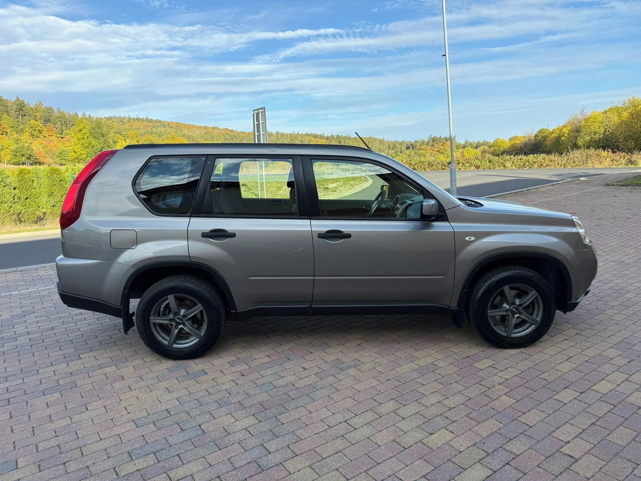 Nissan X-Trail, 2.0 DCI 110kW 4x4 TAŽNÉ - fotka 6