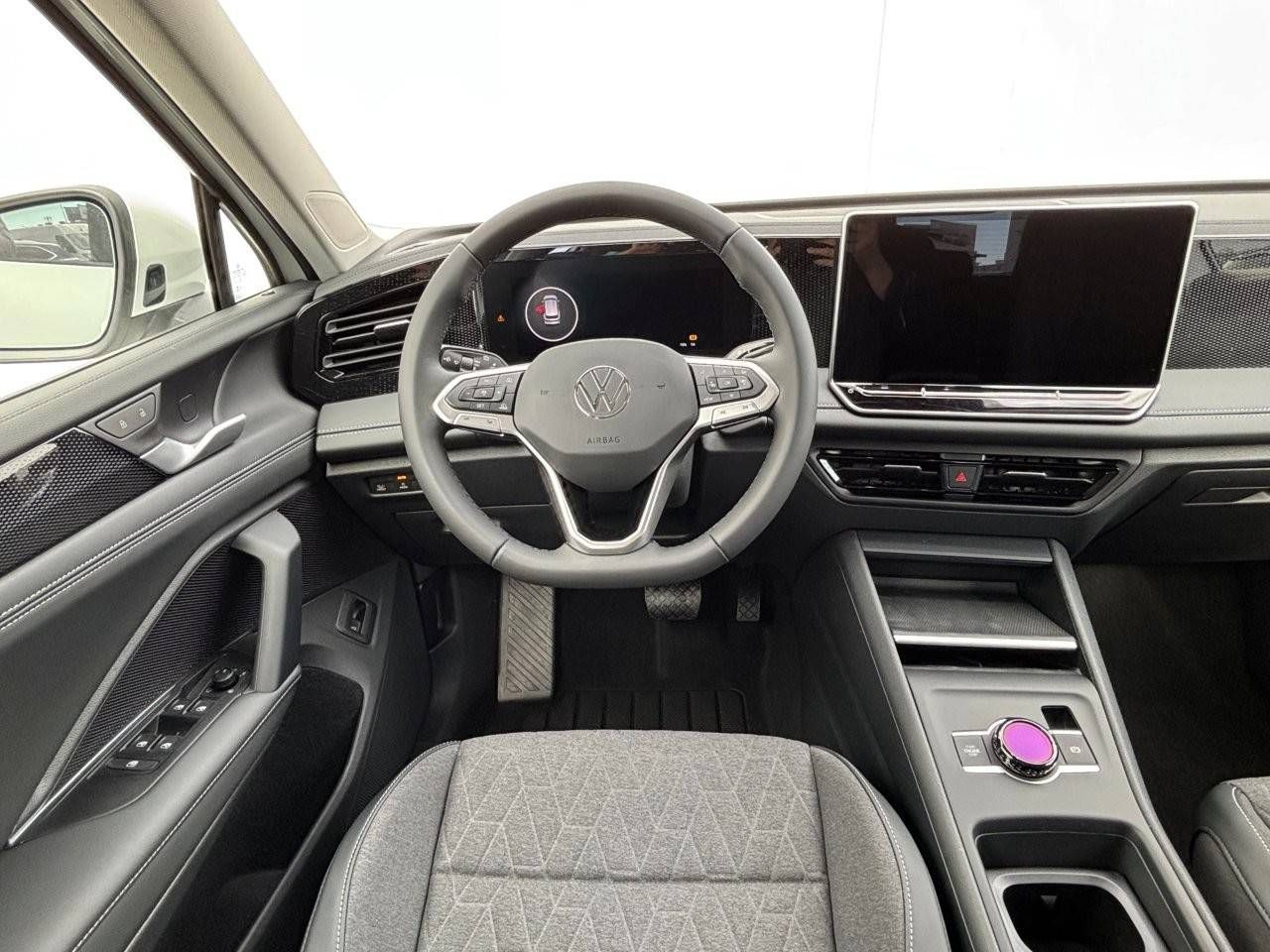 Volkswagen Tiguan, People 7DSG mHEV 1,5eTSI - fotka 6