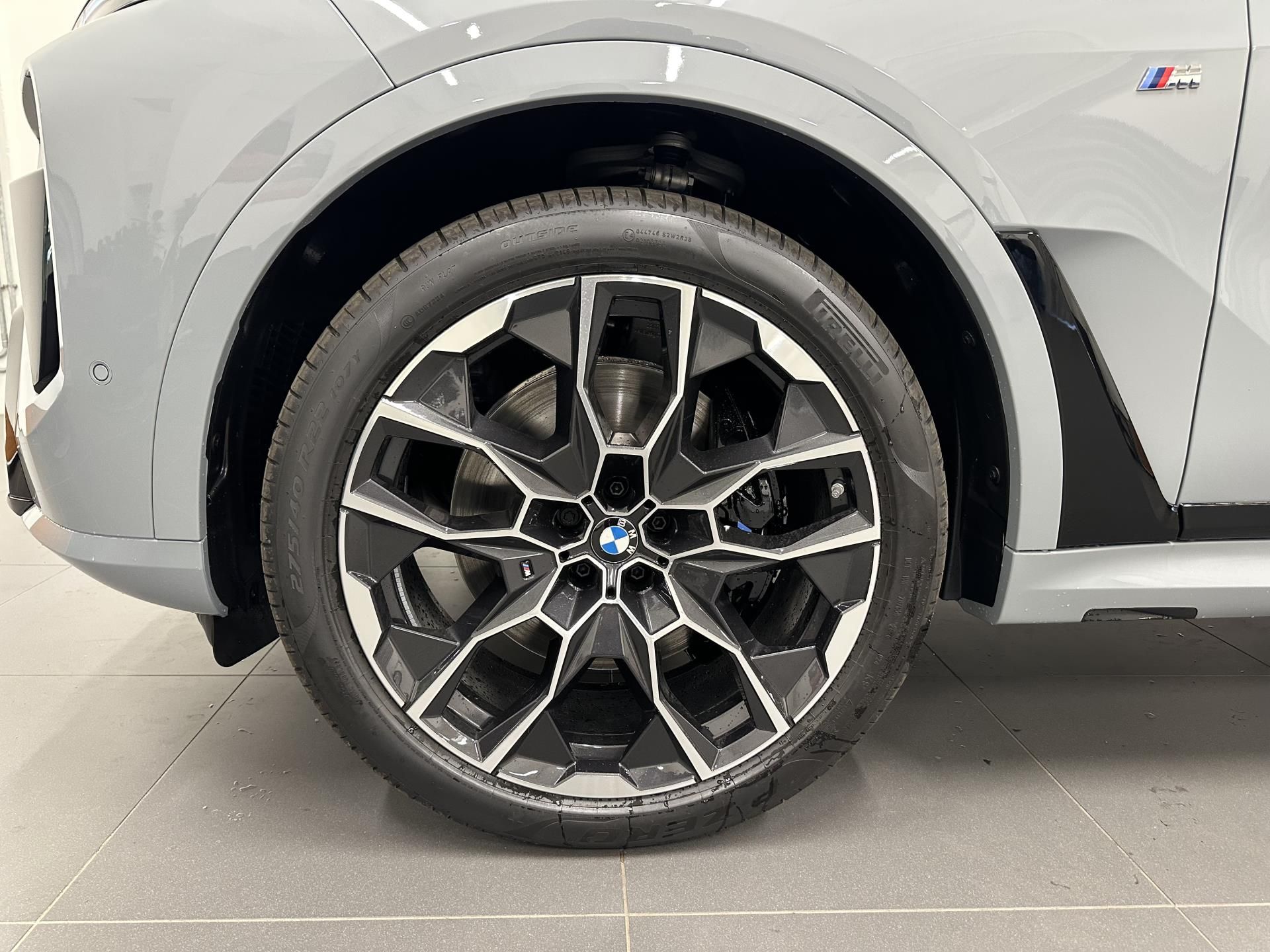 BMW X7, X7 xDrive40d - fotka 3