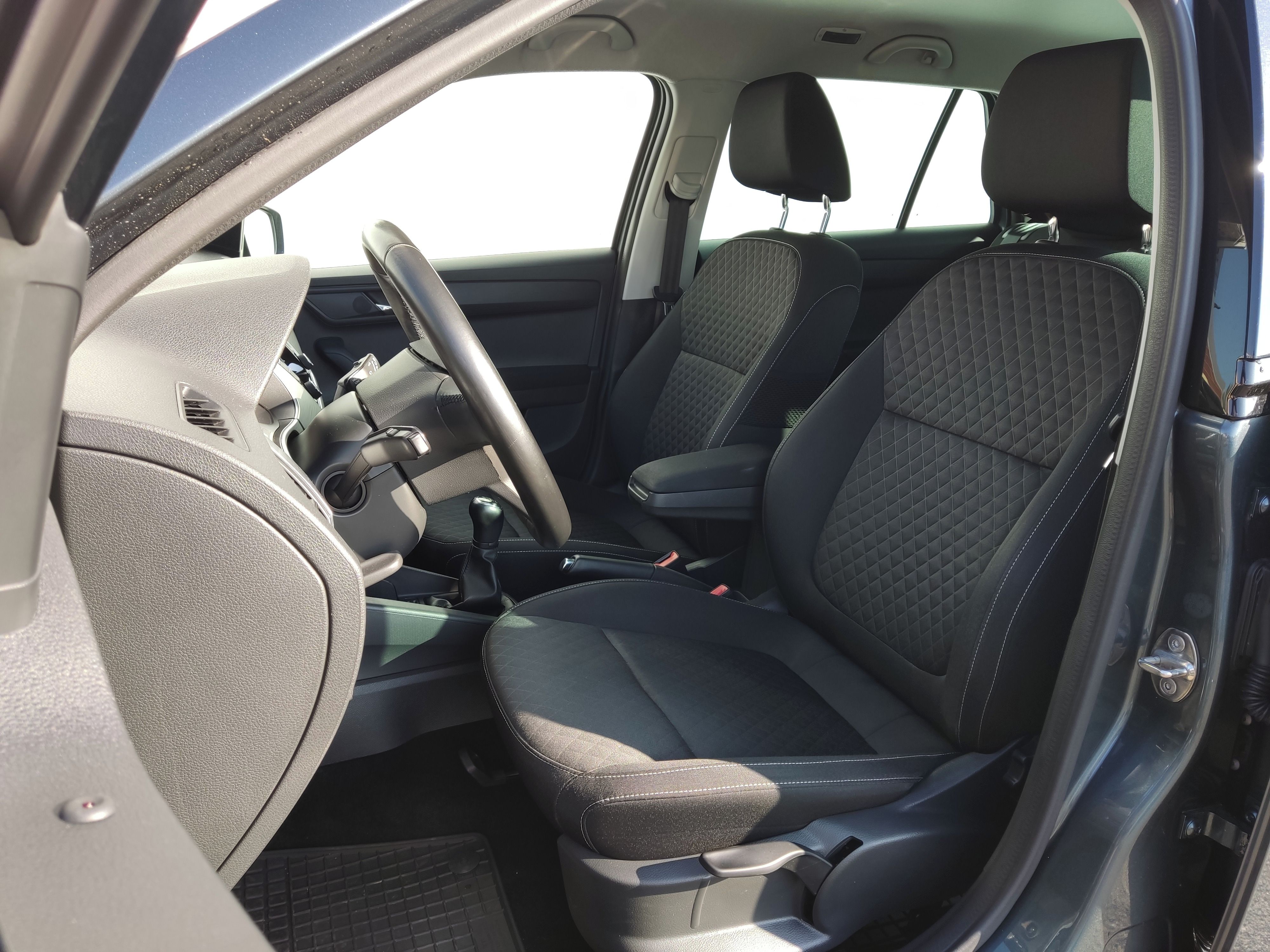 Škoda Fabia, Combi 1.0 TSI 70 kW Drive - fotka 6