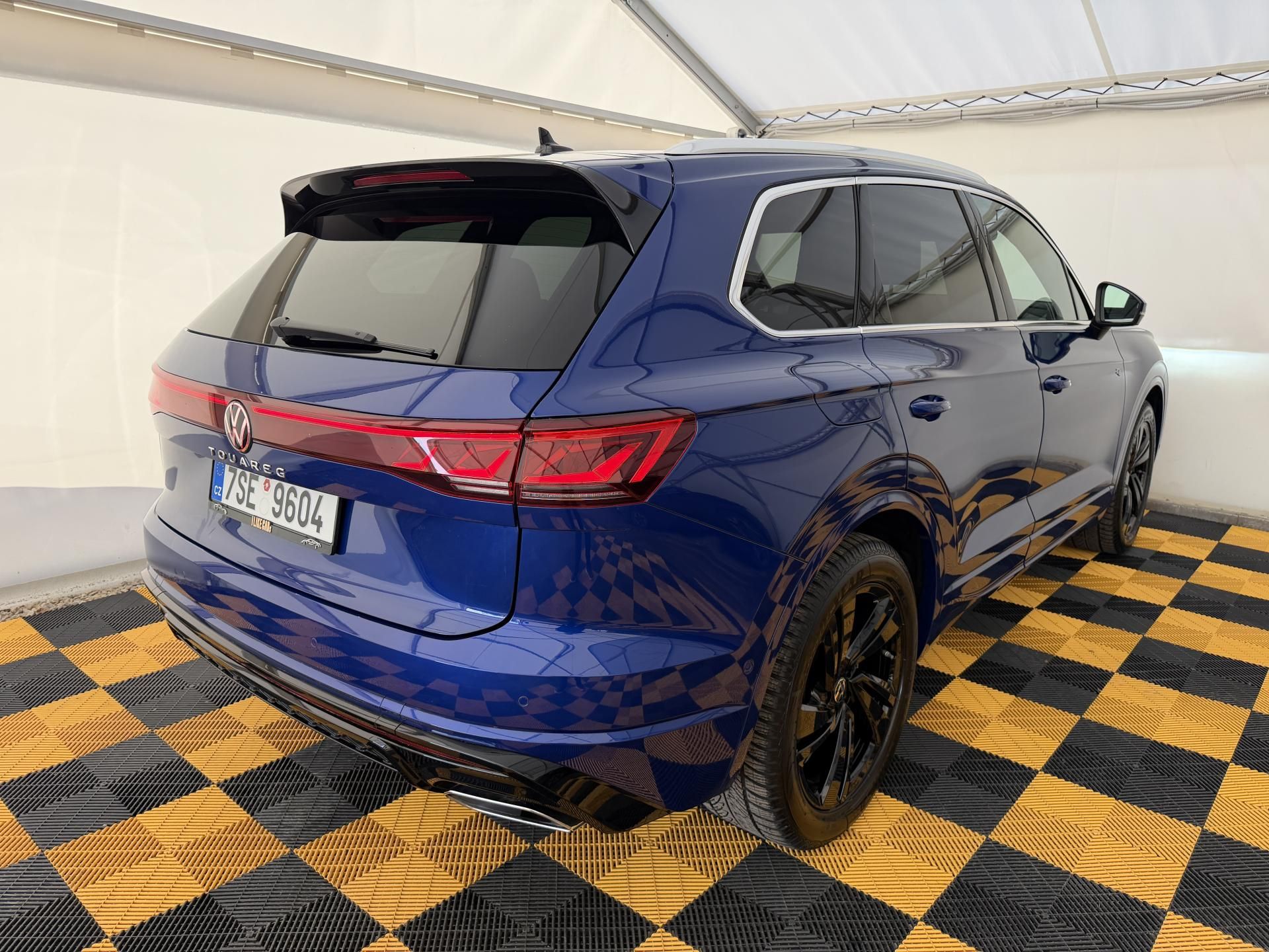 Volkswagen Touareg, 3.0Tdi*210kw*DPH*Final Edition - fotka 5