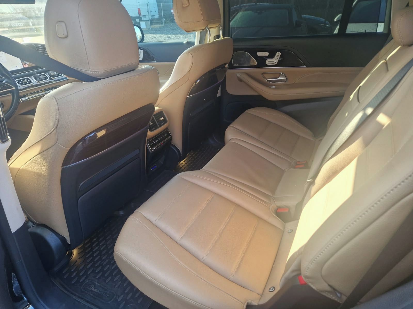 Mercedes-Benz GLS, Mercedes BENZ GLS 450d - fotka 3