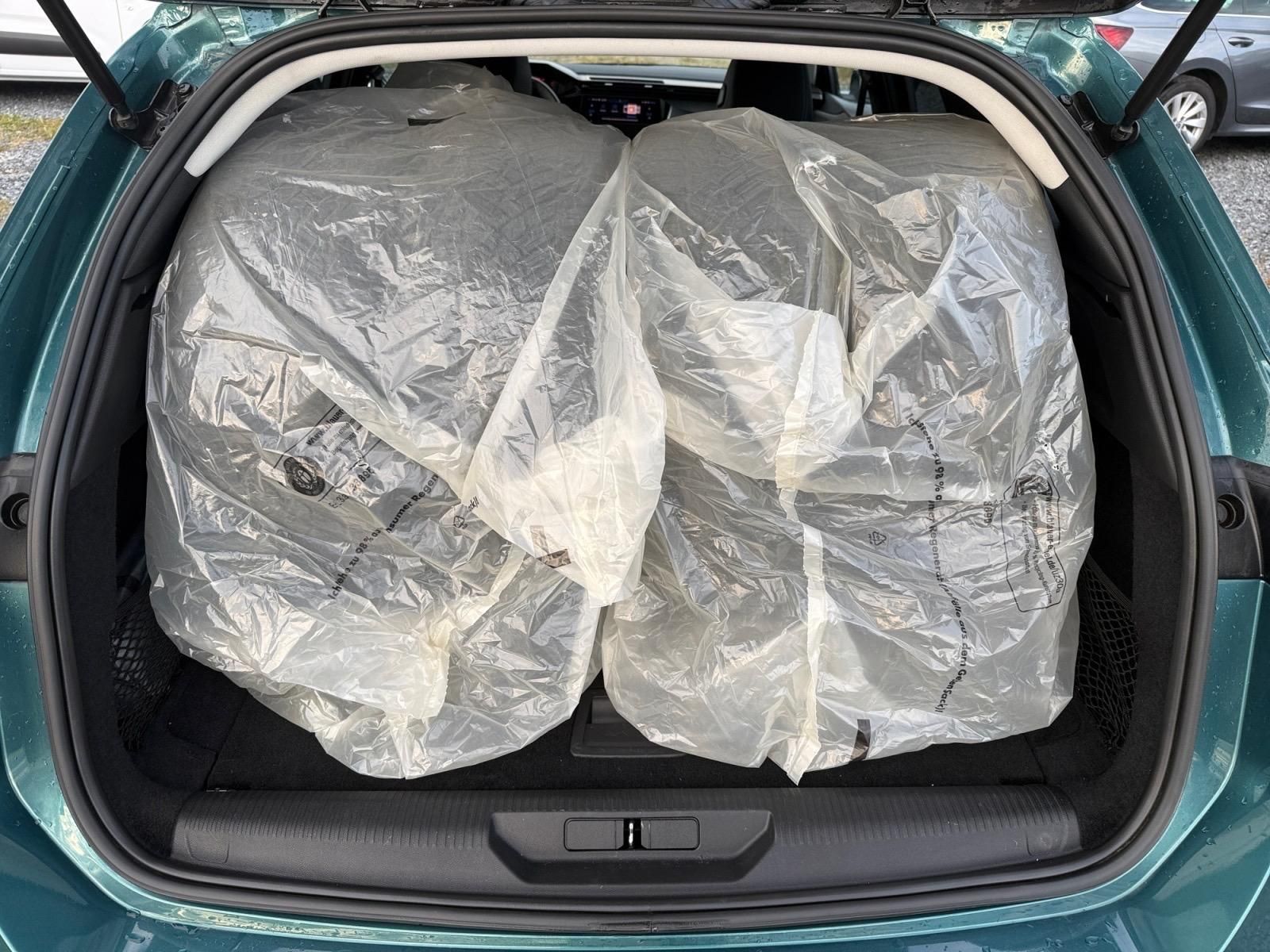 Peugeot 308, ALLURE PACK 1.5BHDi 96kW CZ - fotka 6