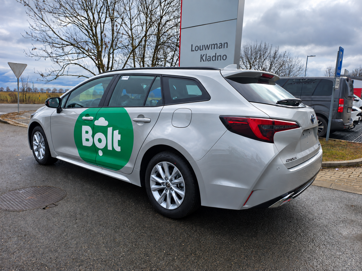 Toyota Corolla, 1,8 TS Comfort Tech - fotka 3