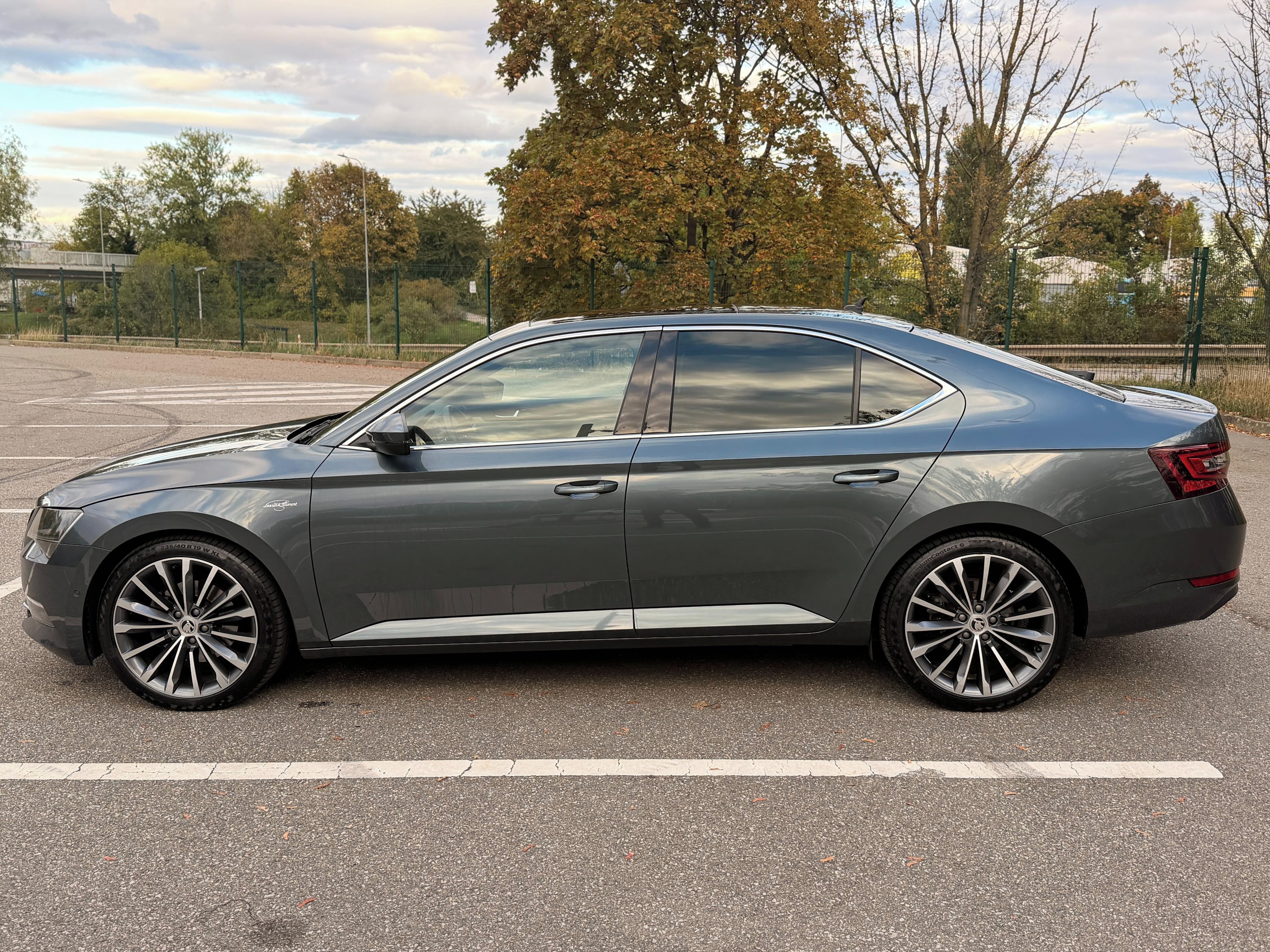Škoda Superb, 2.0 TDI DSG 4x4 L&K 1.majitel - fotka 6