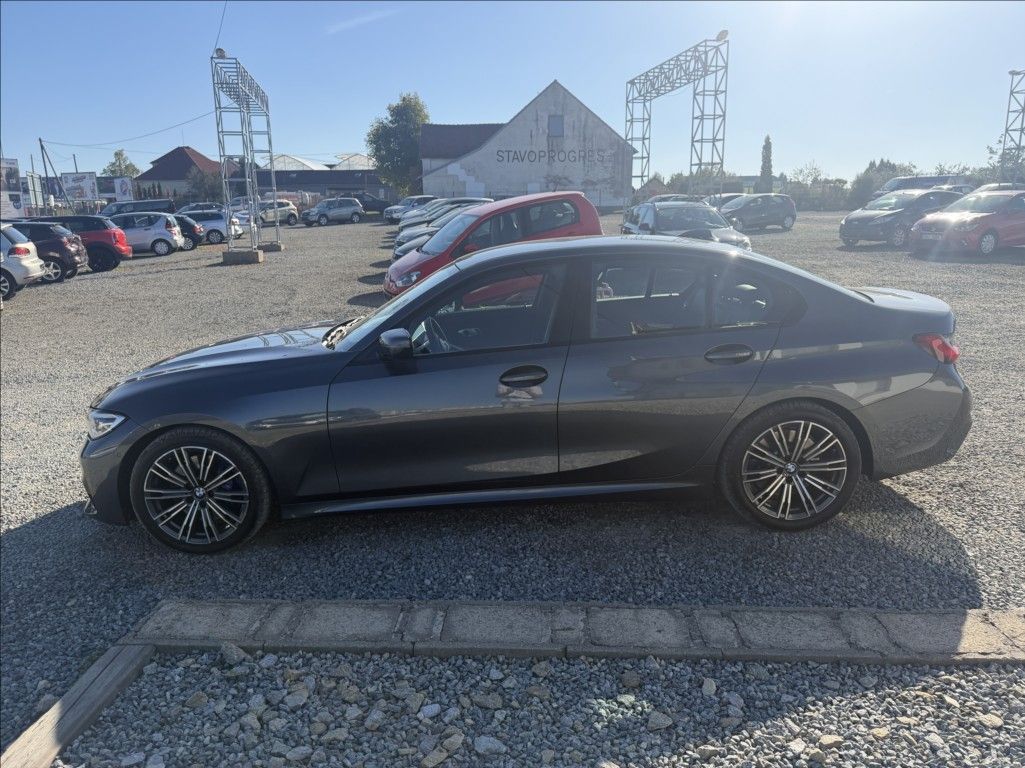 BMW Řada 3, 2,0 330i, M-sport,X-drive,CZ, - fotka 4