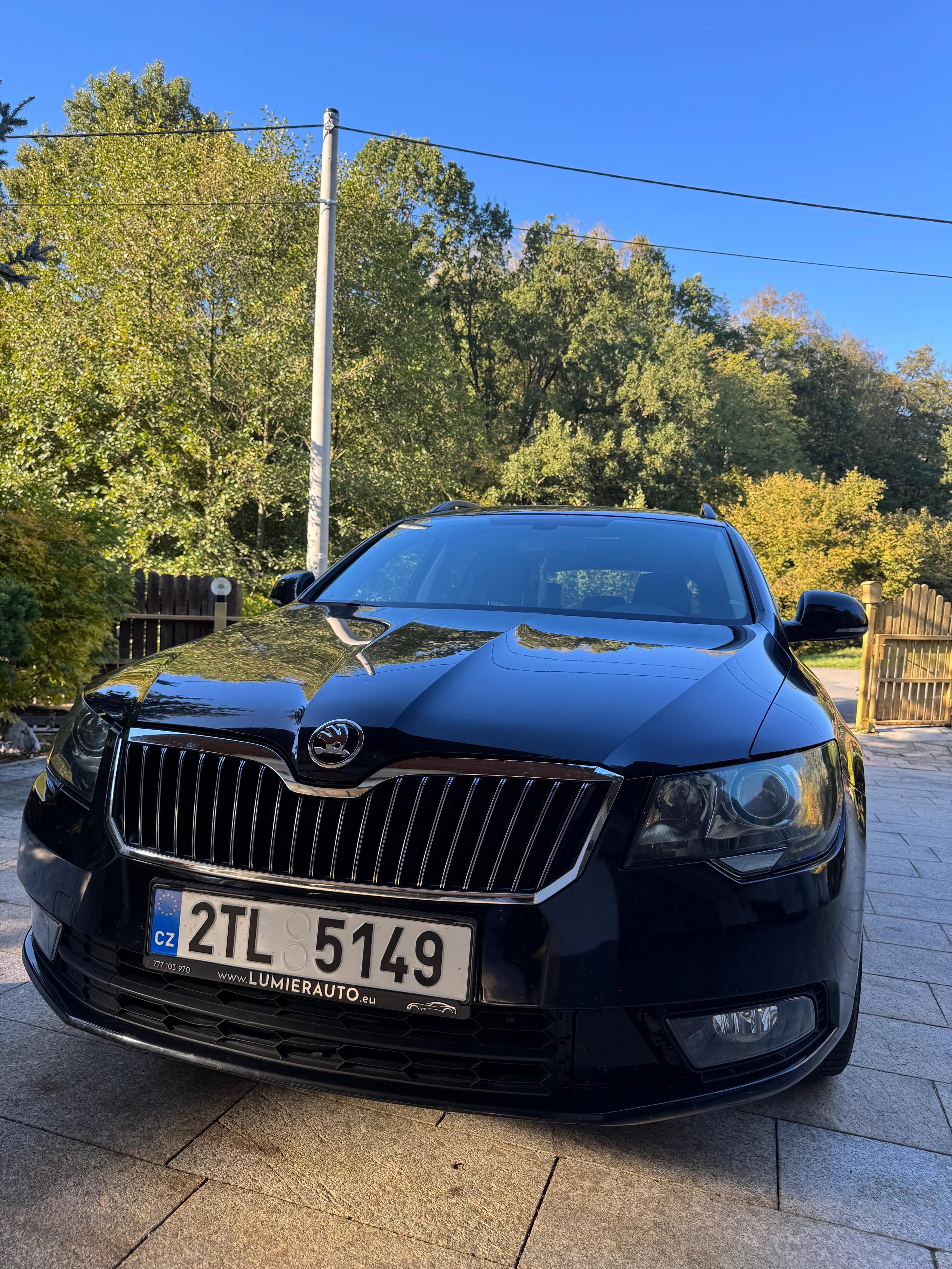 Škoda Superb, 1.majitel,2.0 TDI,4x4, Garáž. - fotka 6