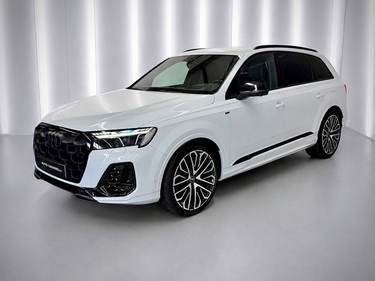 Audi Q7, 60 TFSI e QUATTRO HYBRID